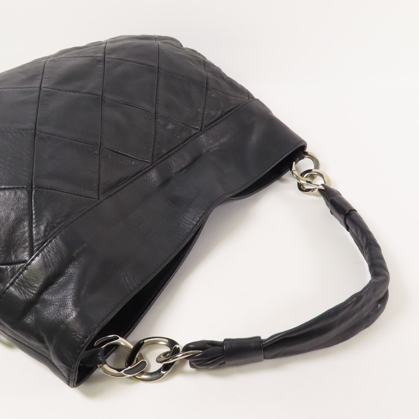 CHANEL 牛皮皮革Shoulder Bag銀扣肩背袋