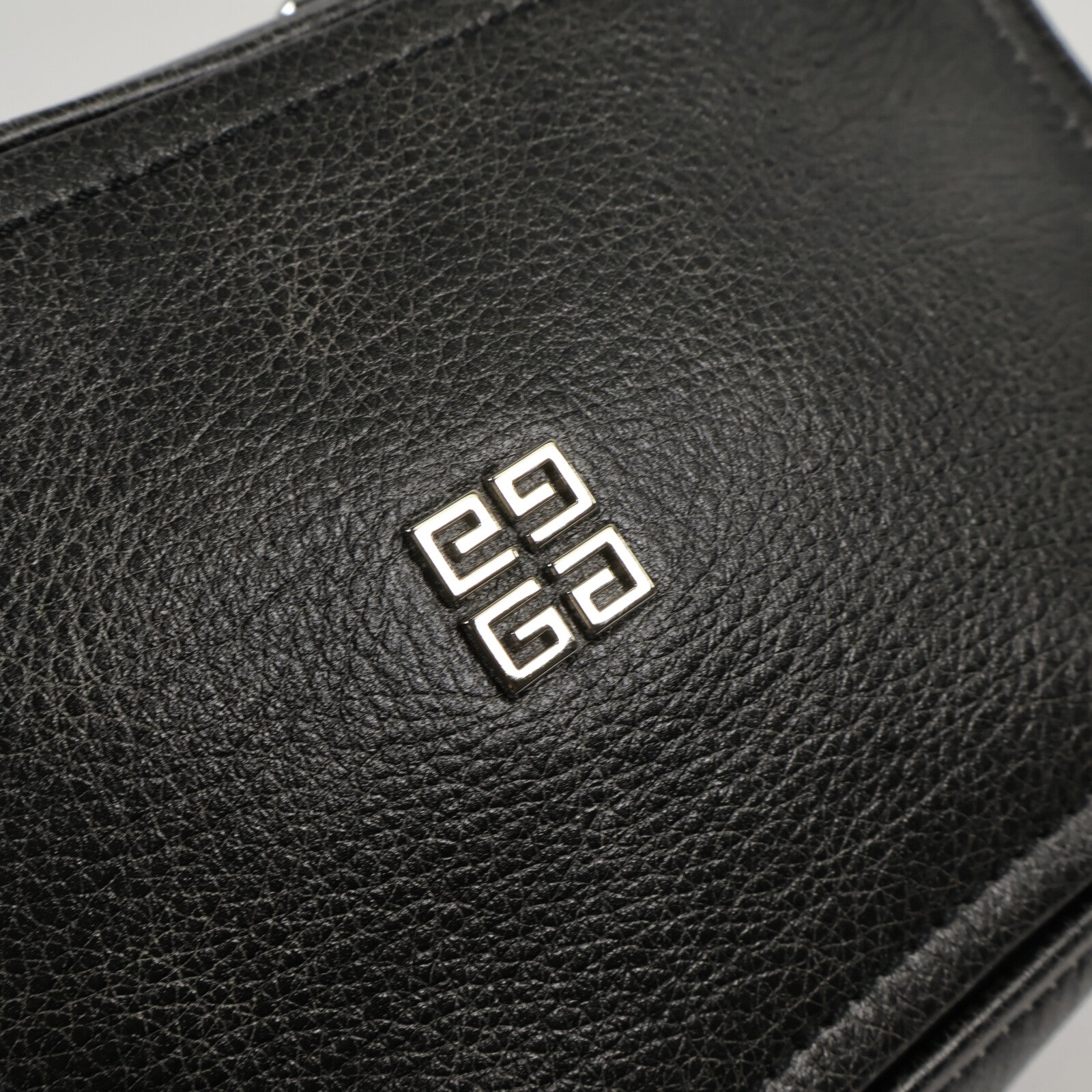 GIVENCHY 牛皮皮革Pandora肩背袋