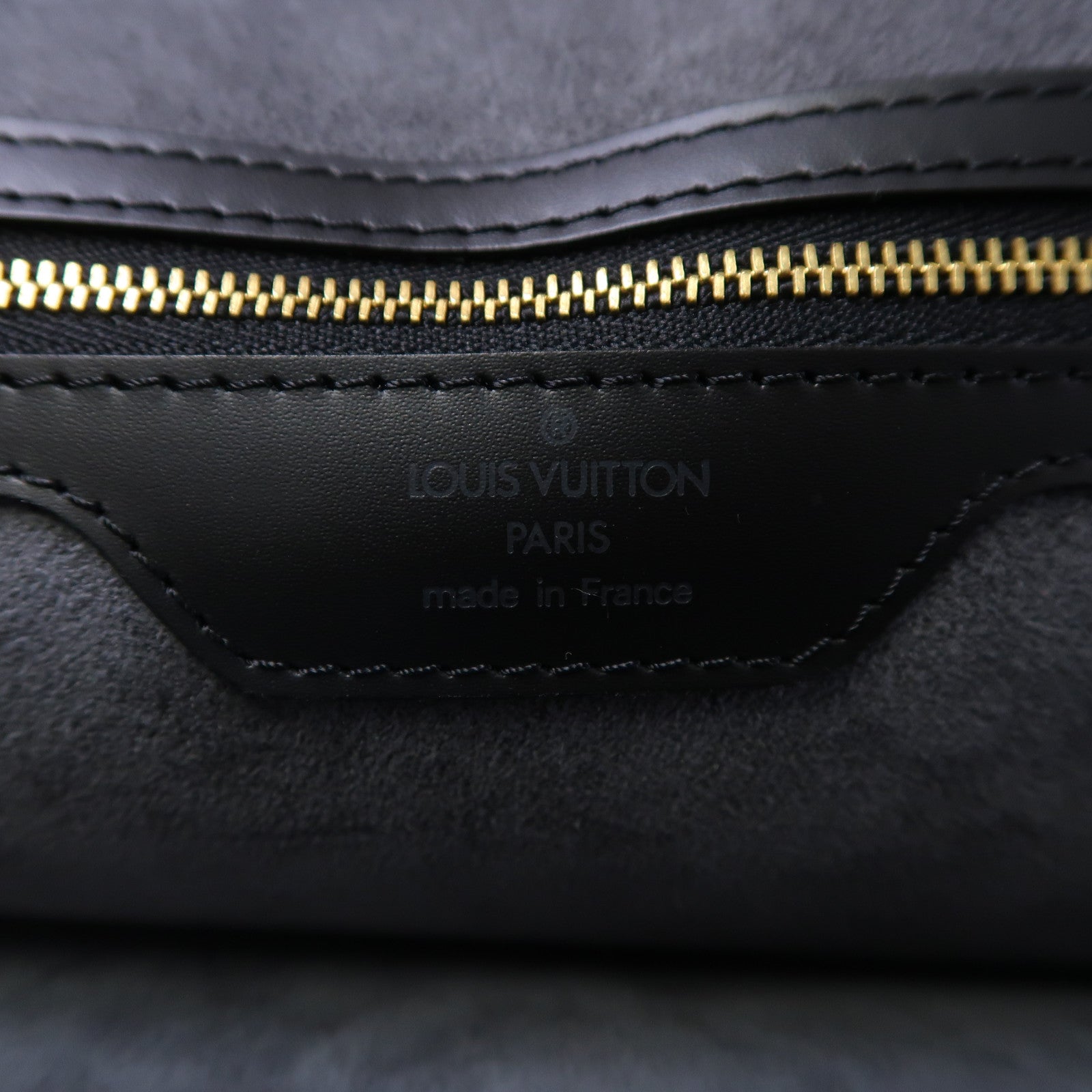 LOUIS VUITTON 【激減優惠】Epi Saint Jacques金扣肩背袋黑色