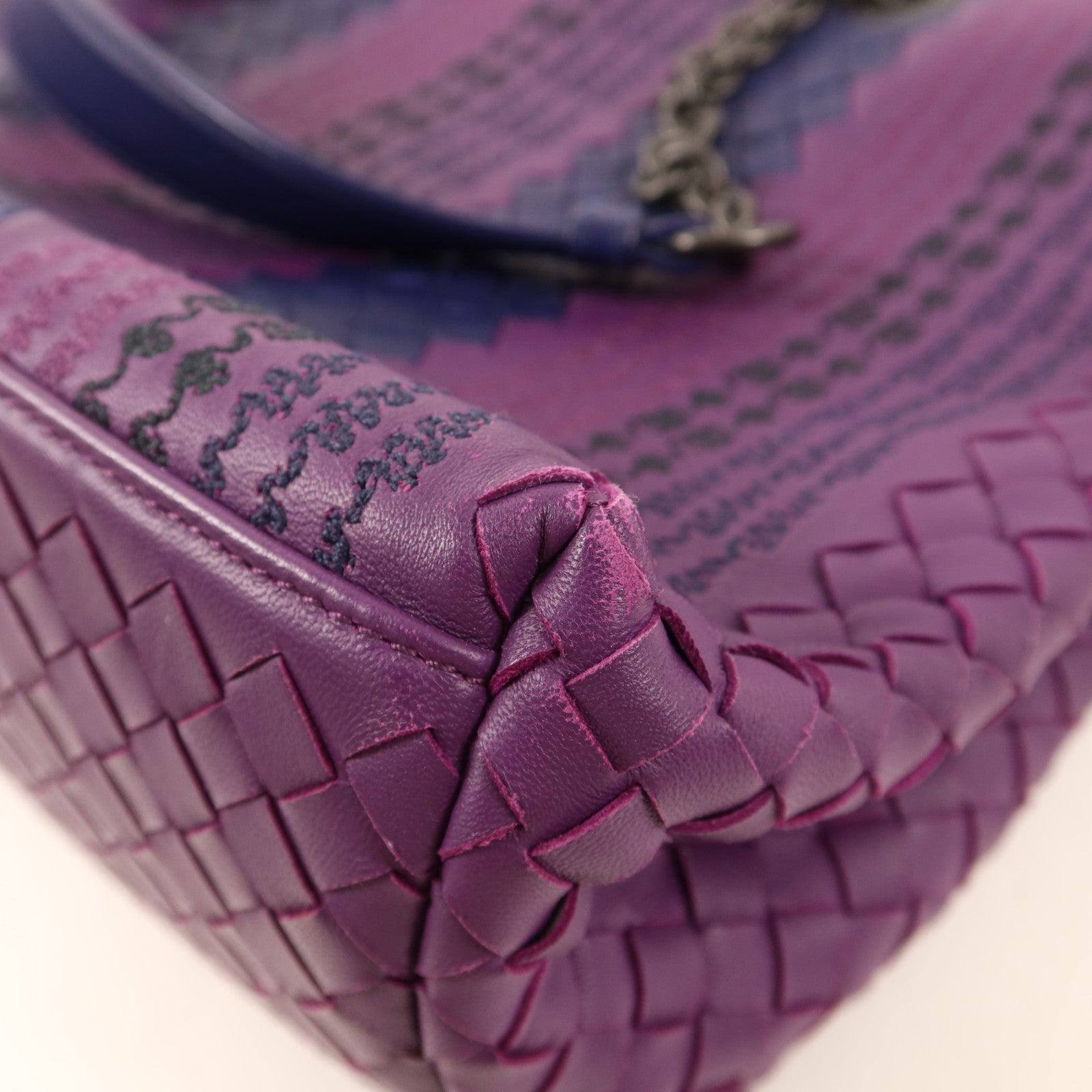 BOTTEGA VENETA 羊皮皮革Shoulder Bag鏈帶肩背袋