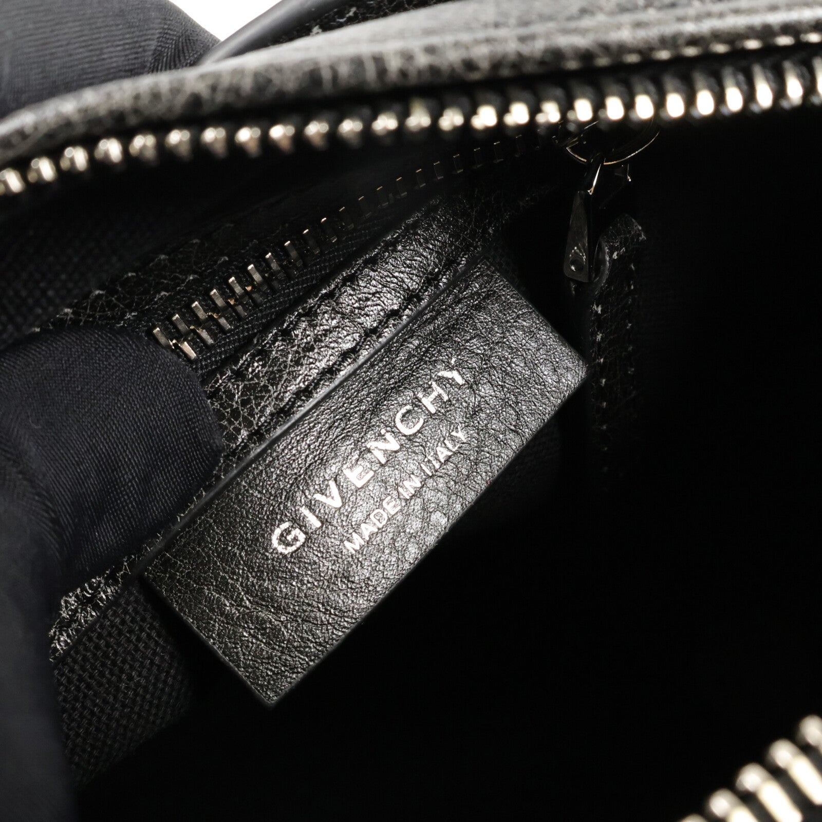 GIVENCHY 牛皮皮革Pandora肩背袋