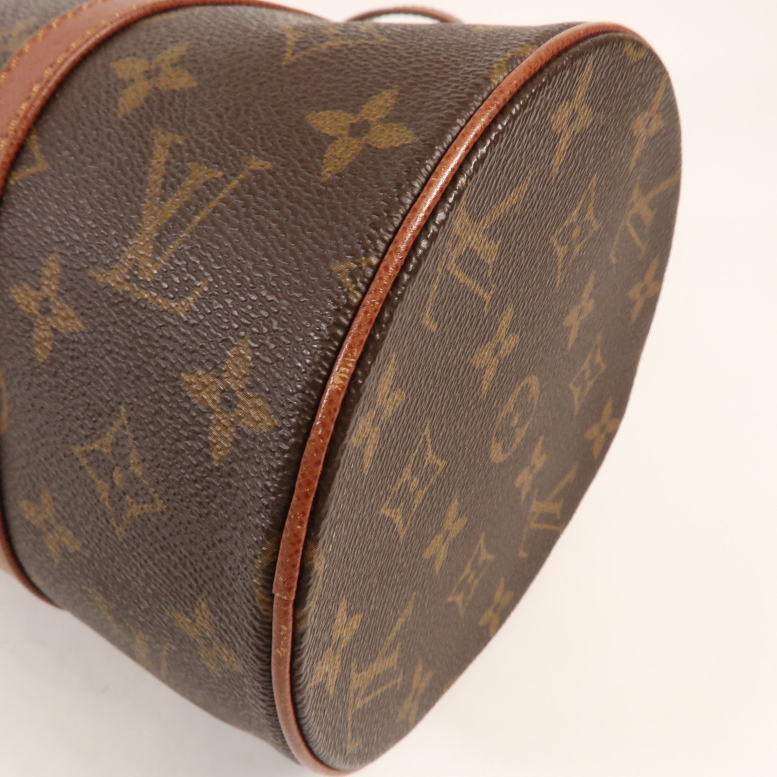 LOUIS VUITTON Monogram Papillon 30金扣手挽袋