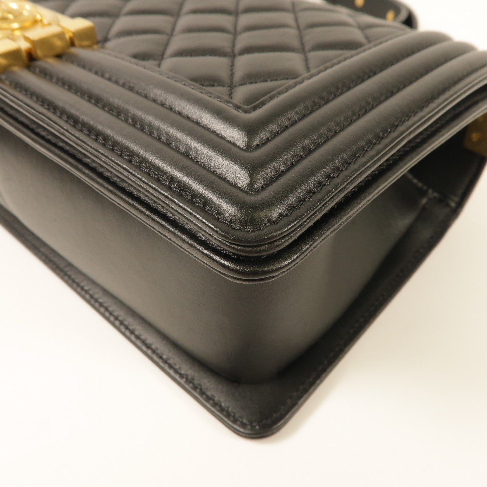 CHANEL 羊皮皮革Boy Chanel 25肩背袋