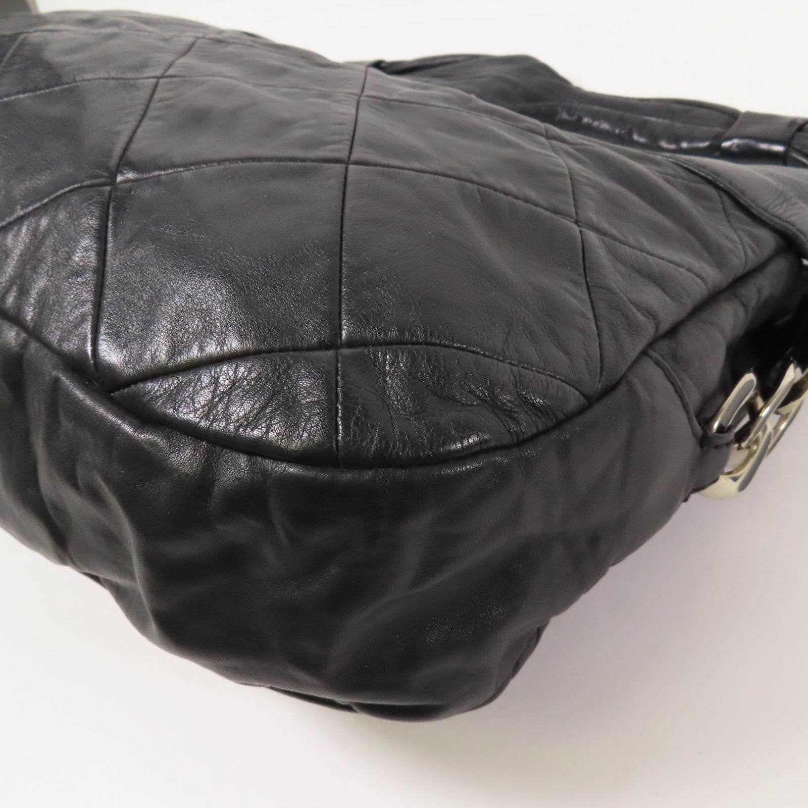 CHANEL 牛皮皮革Shoulder Bag銀扣肩背袋