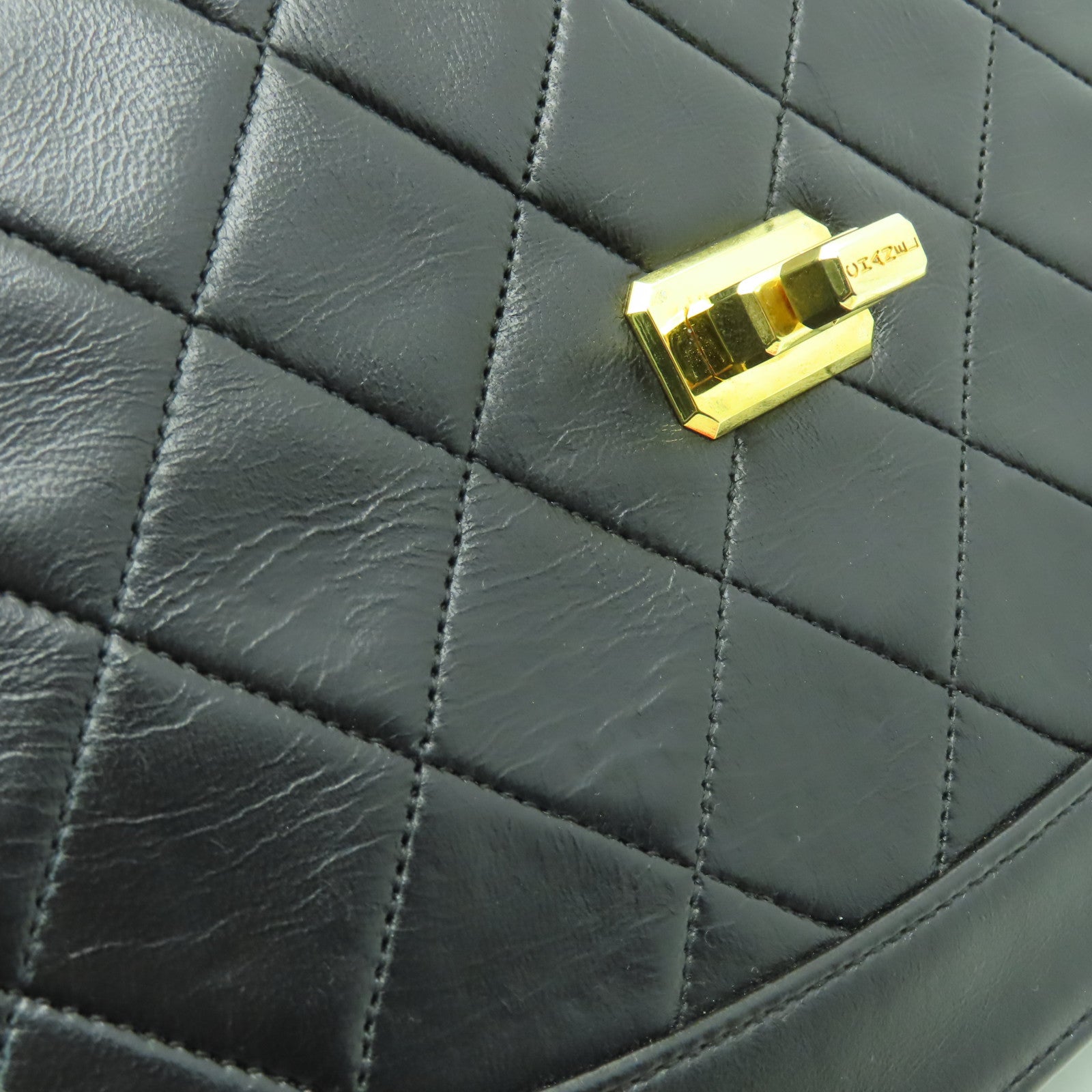 CHANEL 【激減優惠】菱格羊皮皮革Chain Shoulder Bag金扣鏈帶肩背袋黒色