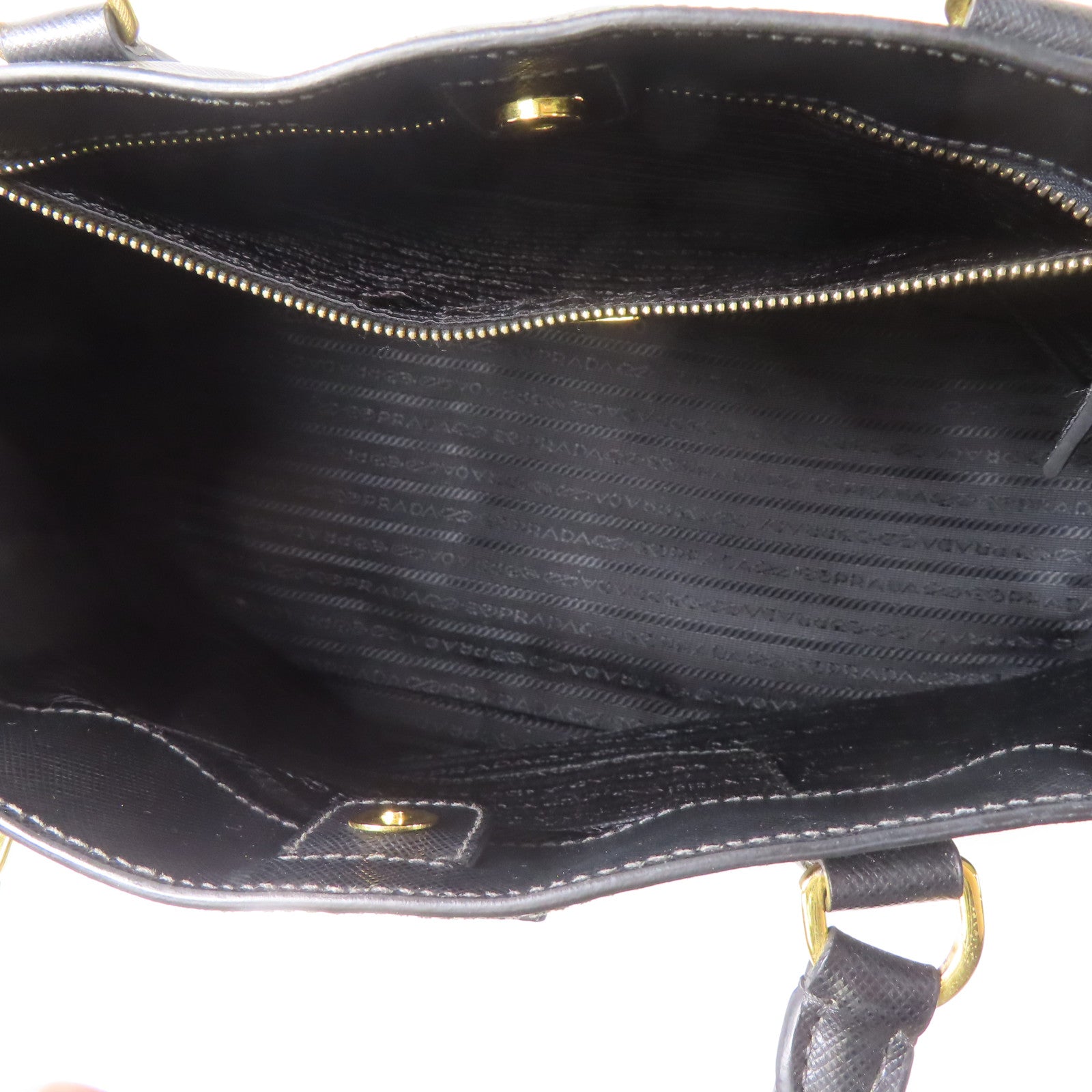 PRADA Saffiano皮革Tote Bag金扣手挽袋黑色