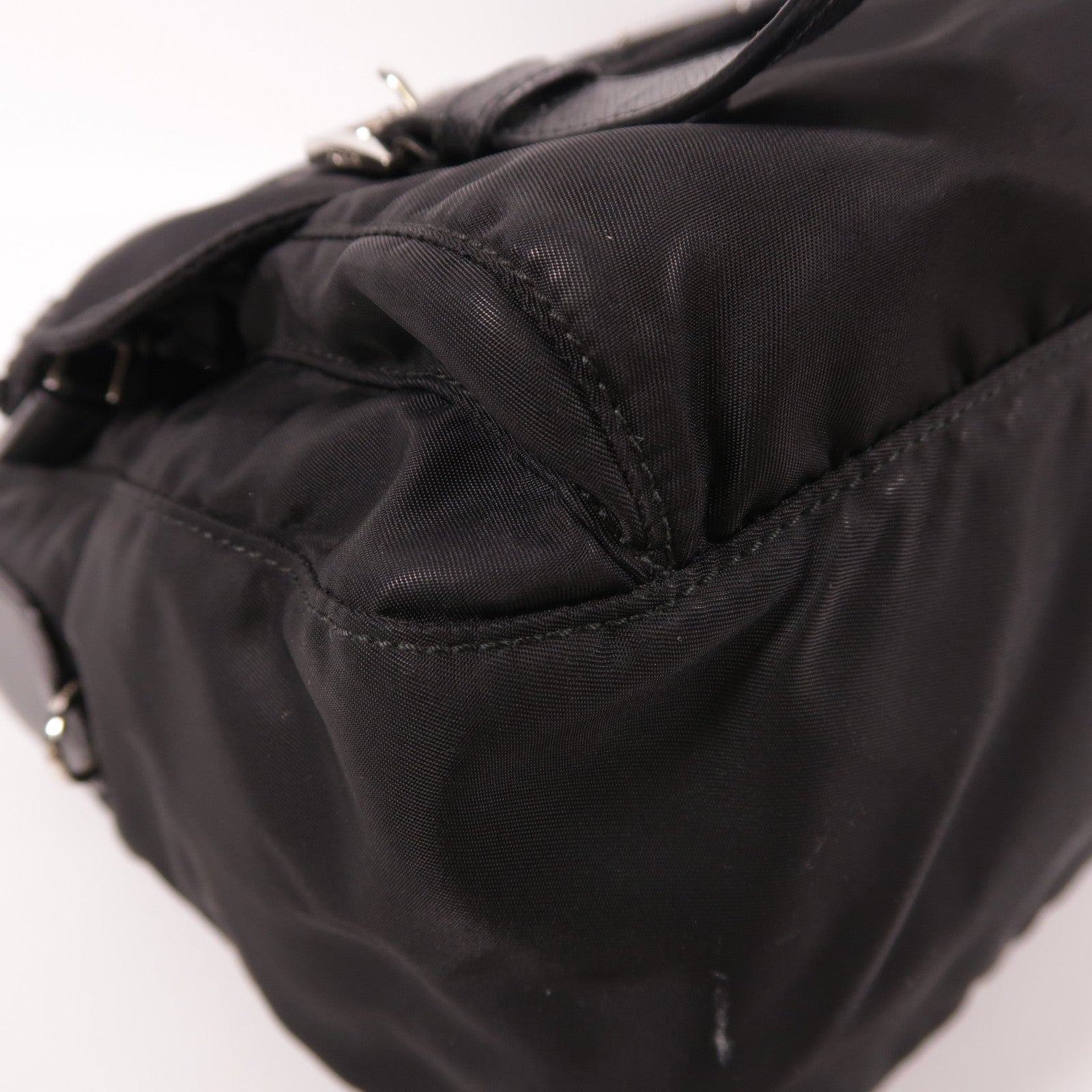 PRADA 尼龍Shoulder Bag銀扣肩背袋