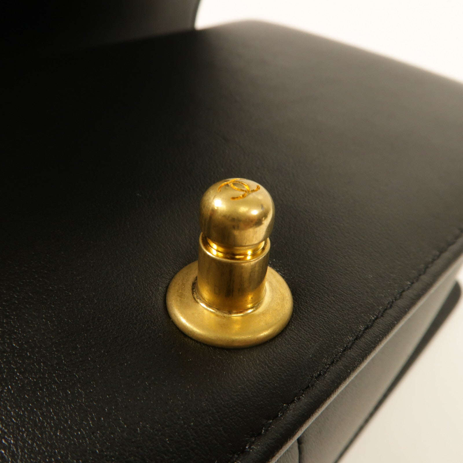 CHANEL 羊皮皮革Boy Chanel 25肩背袋