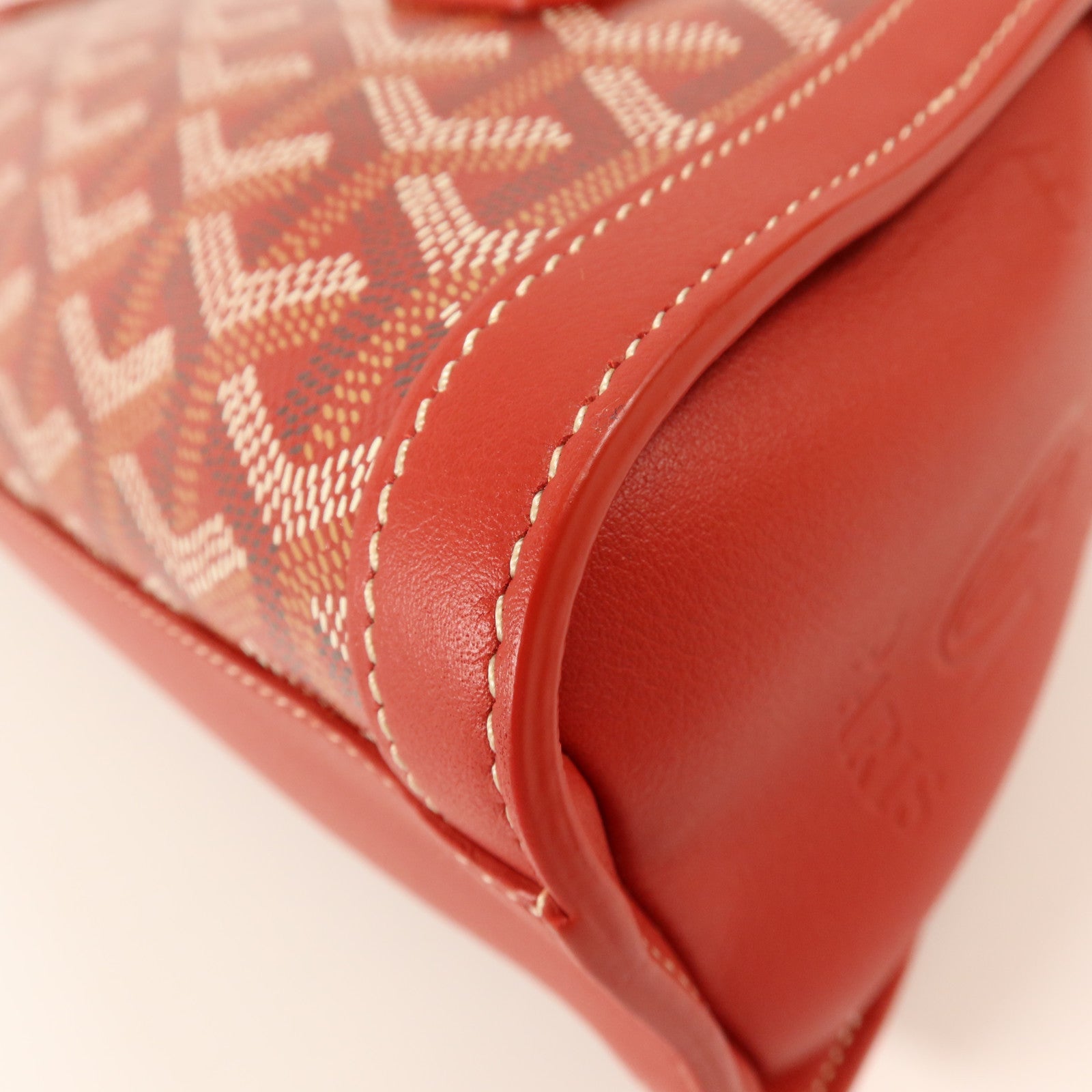 GOYARD 塗層帆布Bonbonniere銀扣肩背袋
