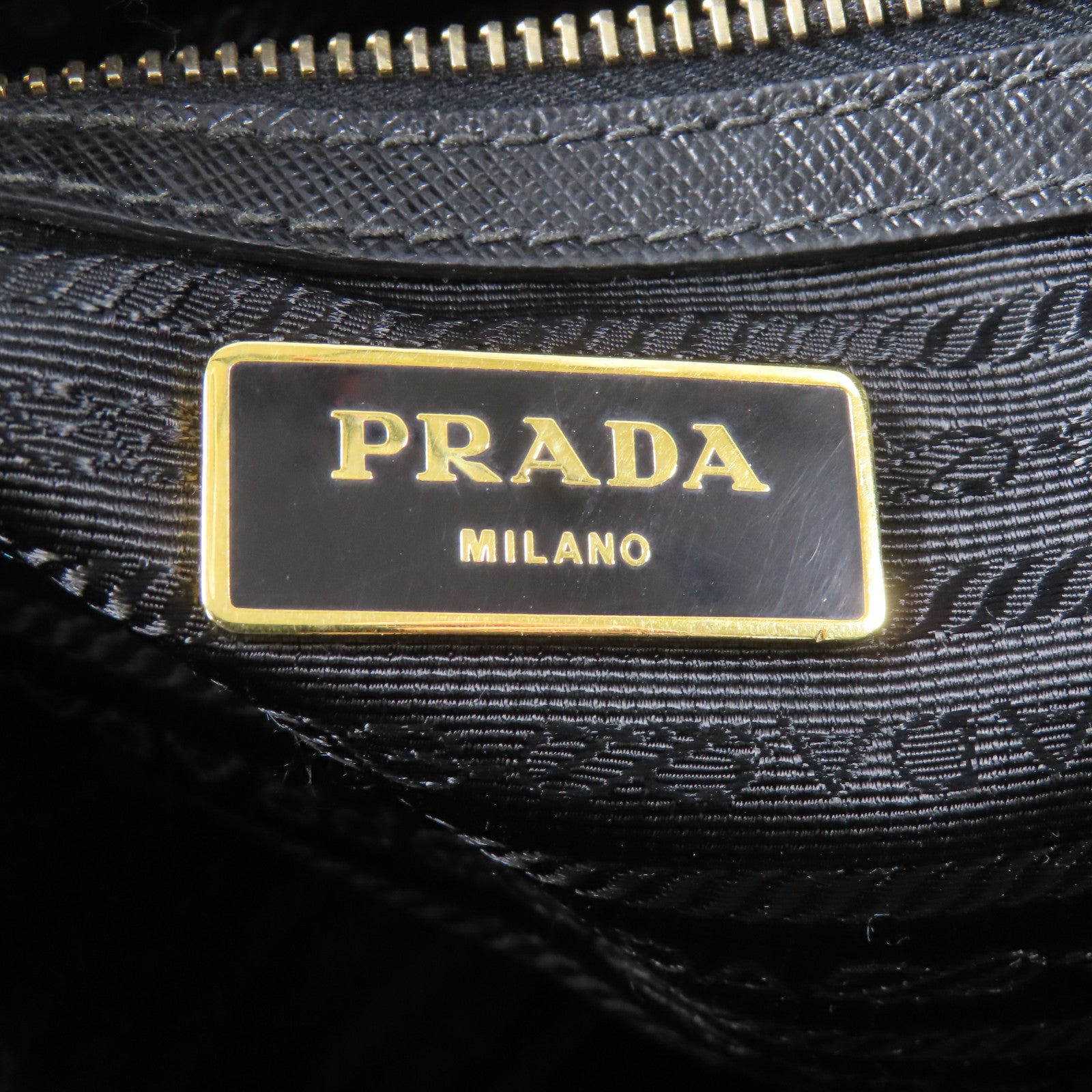 PRADA Saffiano皮革Tote Bag金扣手挽袋黑色