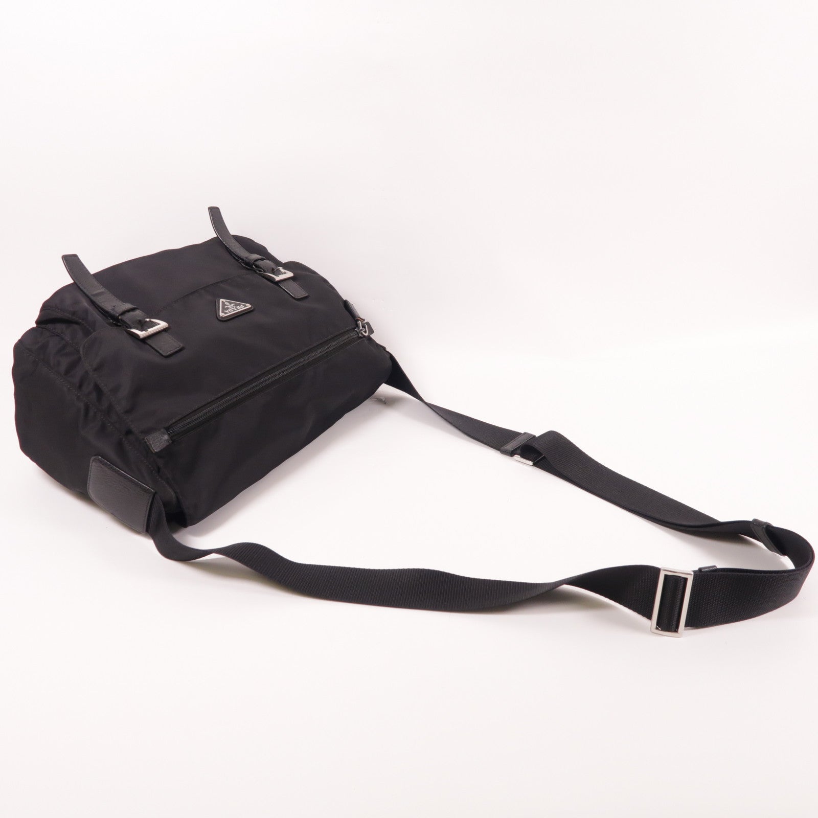 PRADA 尼龍Shoulder Bag銀扣肩背袋