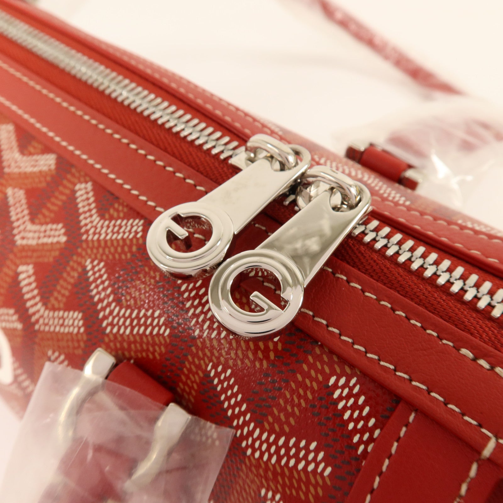 GOYARD 塗層帆布Bonbonniere銀扣肩背袋