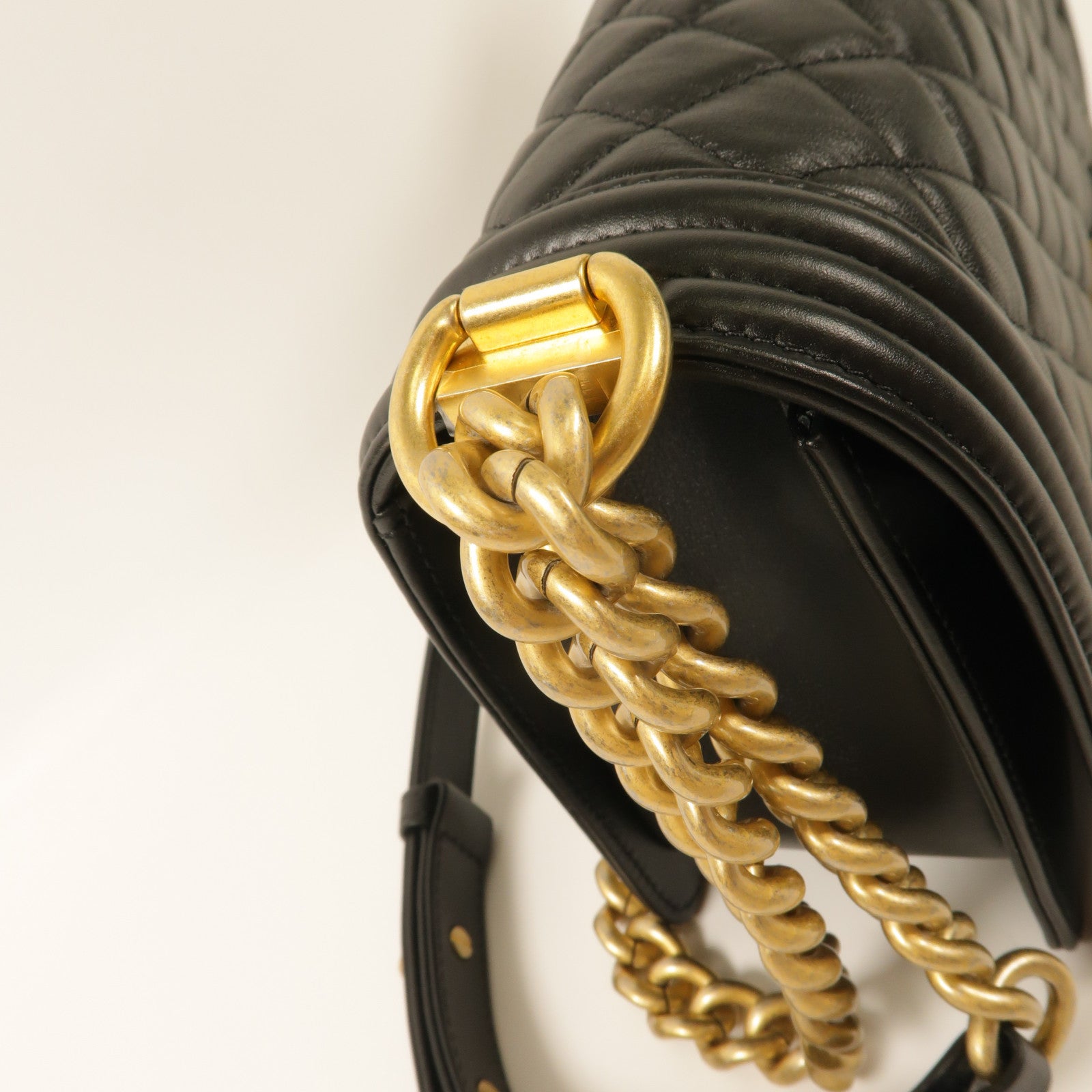 CHANEL 羊皮皮革Boy Chanel 25肩背袋