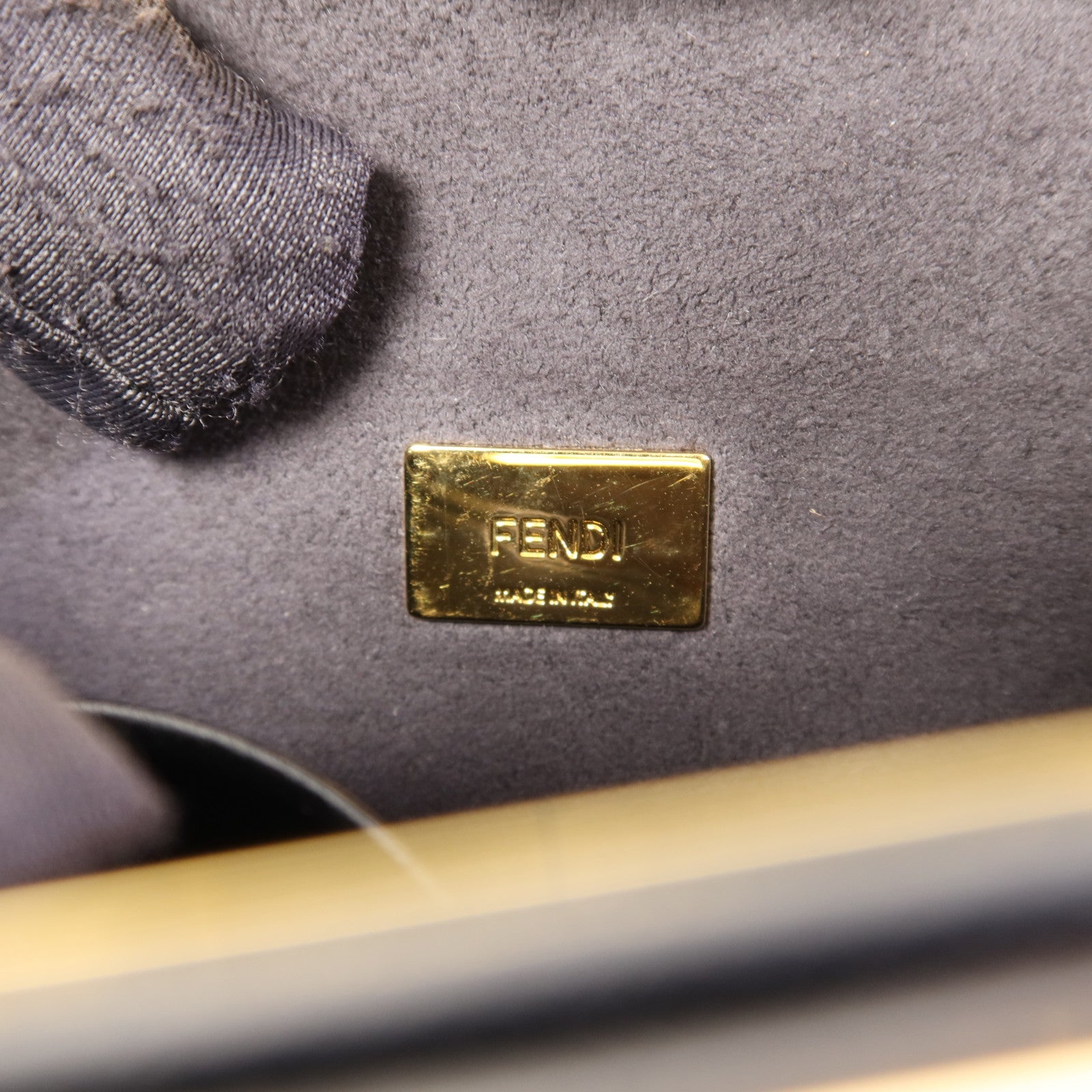 FENDI 牛皮皮革Micro Peekaboo金扣手挽肩背兩用袋