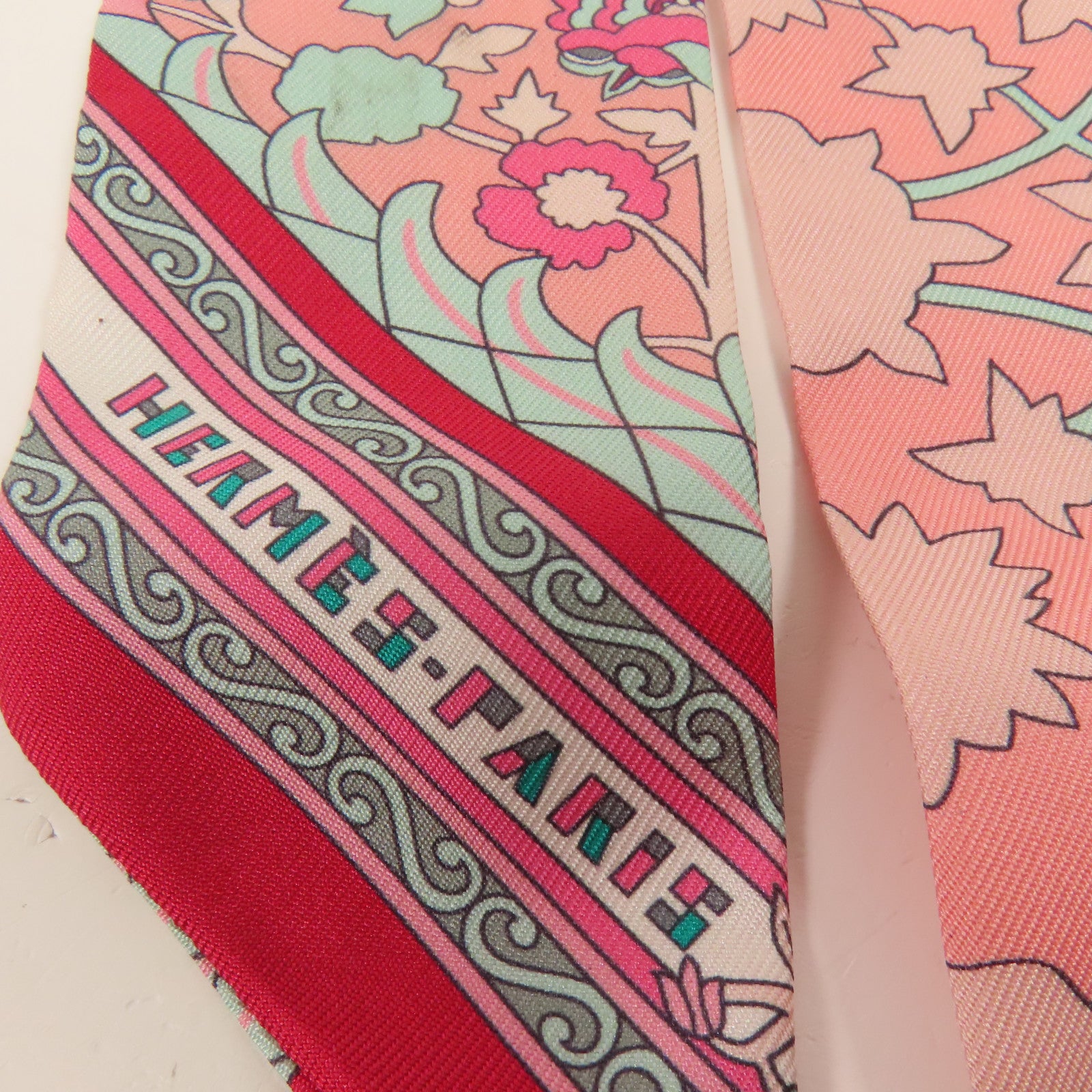 HERMES 絲質Twilly絲巾