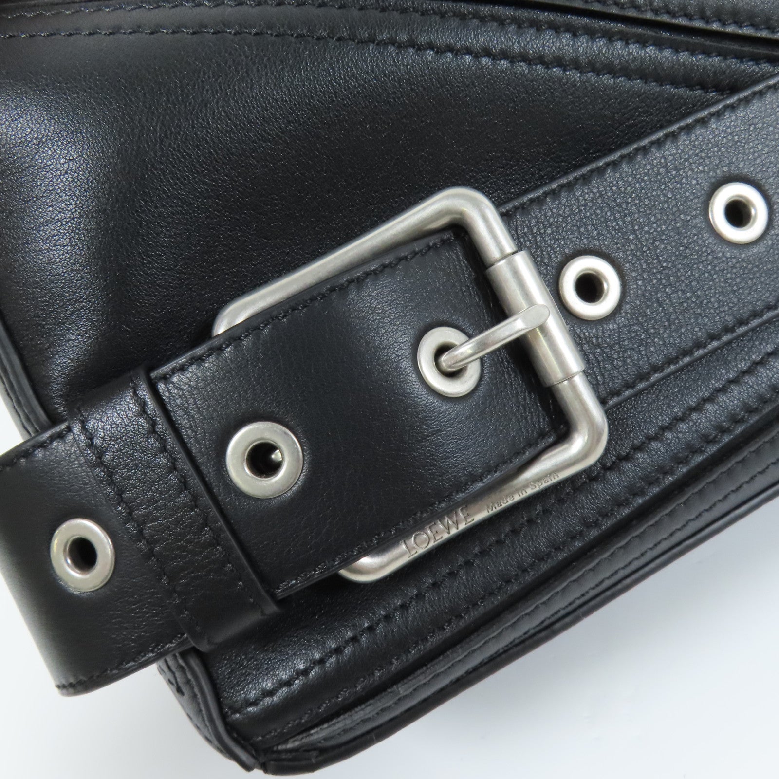 LOEWE 牛皮皮革Puzzle Biker Small銀扣手挽袋