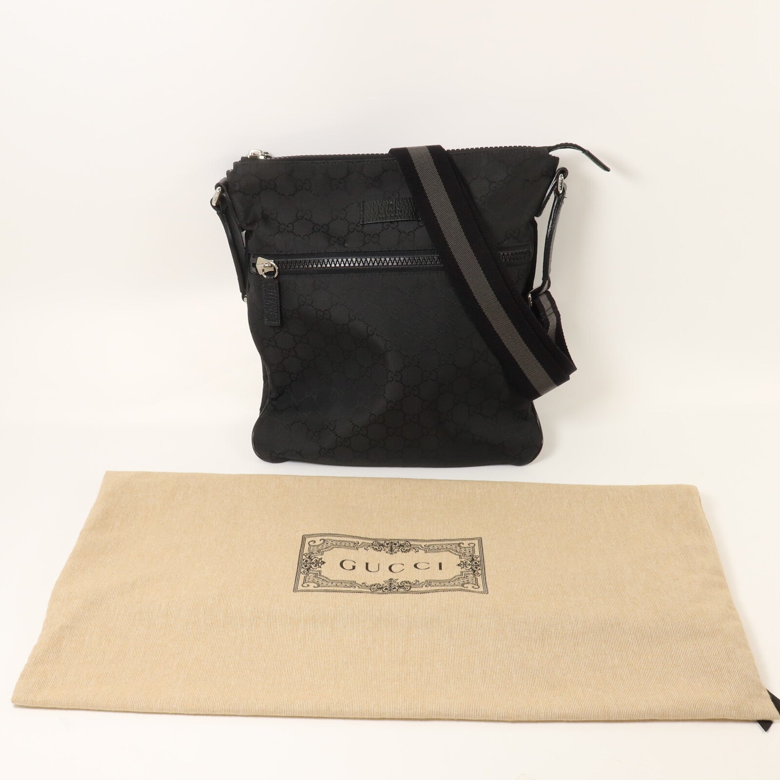 GUCCI 尼龍Shoulder Bag肩背袋
