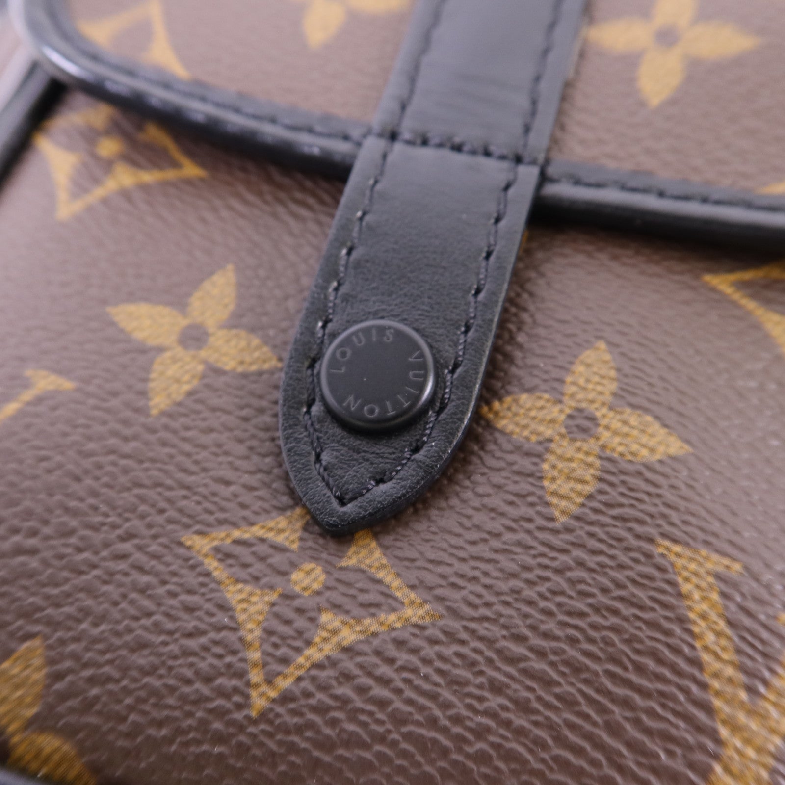 LOUIS VUITTON 【激減優惠】Monogram Macassar Christopher Wearable Wallet肩背袋