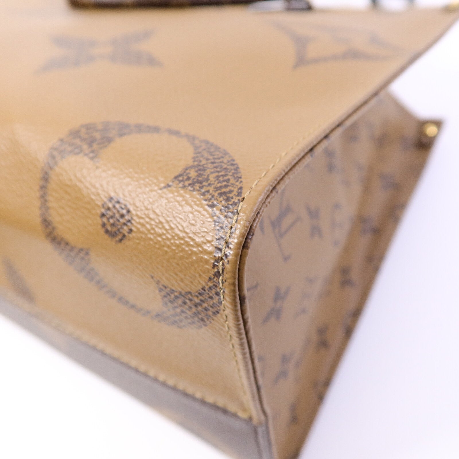 LOUIS VUITTON Monogram Giant On The Go MM手挽袋