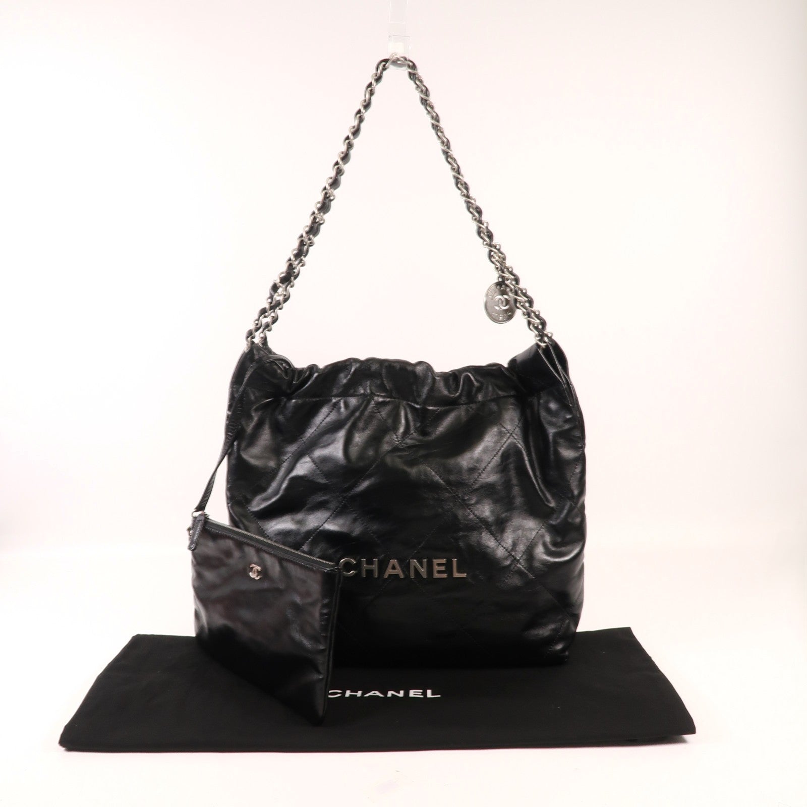 CHANEL 牛皮皮革Chanel 22 Small銀扣鏈帶肩背袋