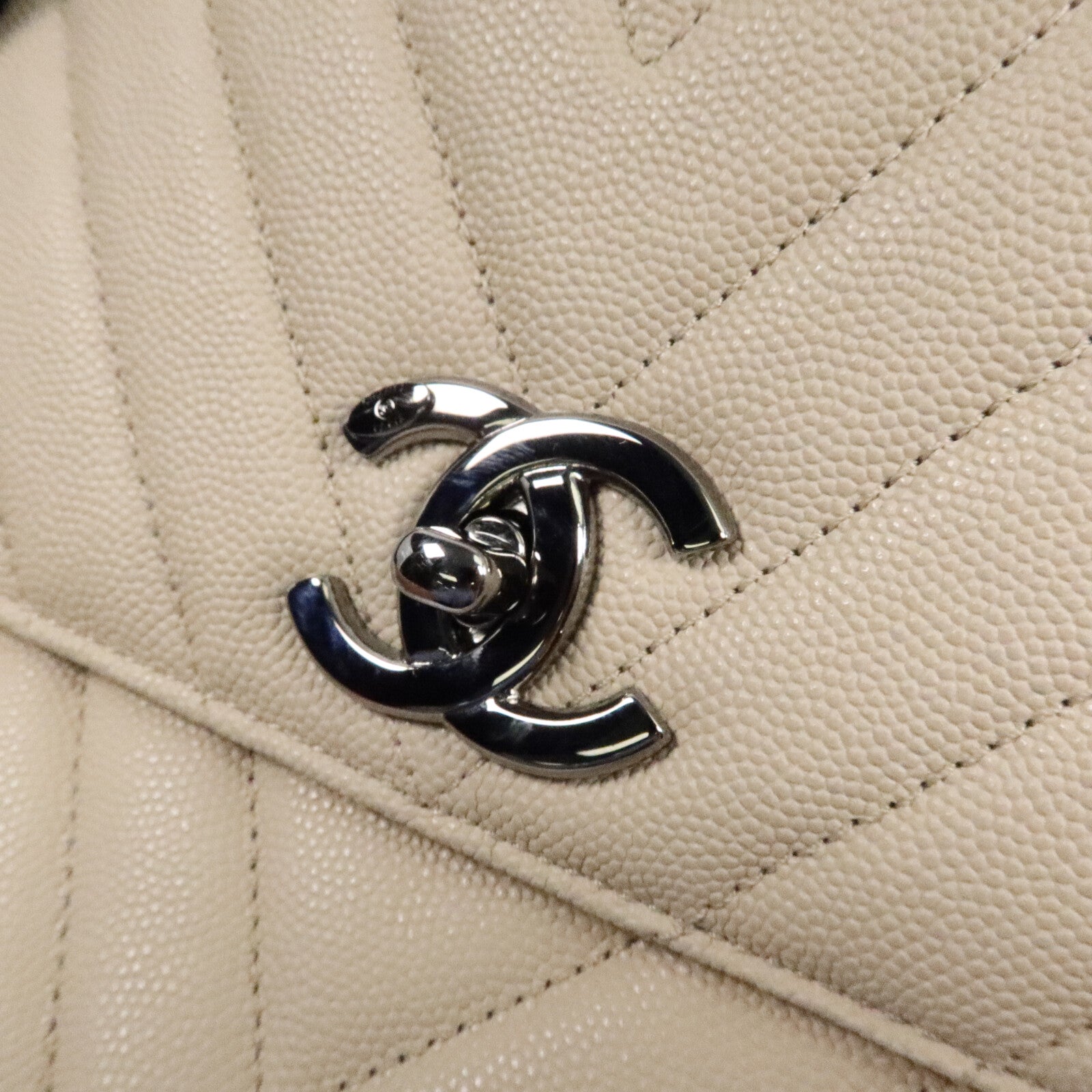 CHANEL 牛皮皮革Coco Handle Medium手挽肩背兩用袋