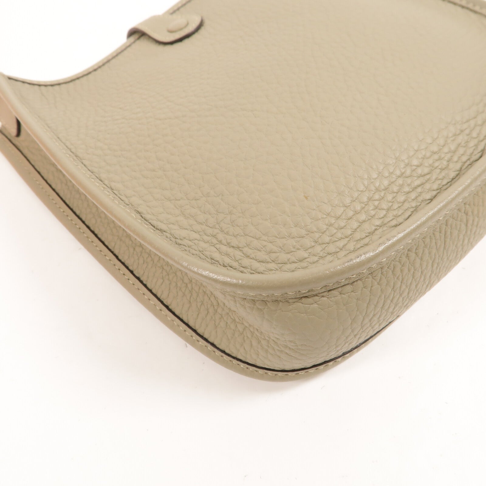 HERMES Clemence皮革Evelyne TPM肩背袋Sauge