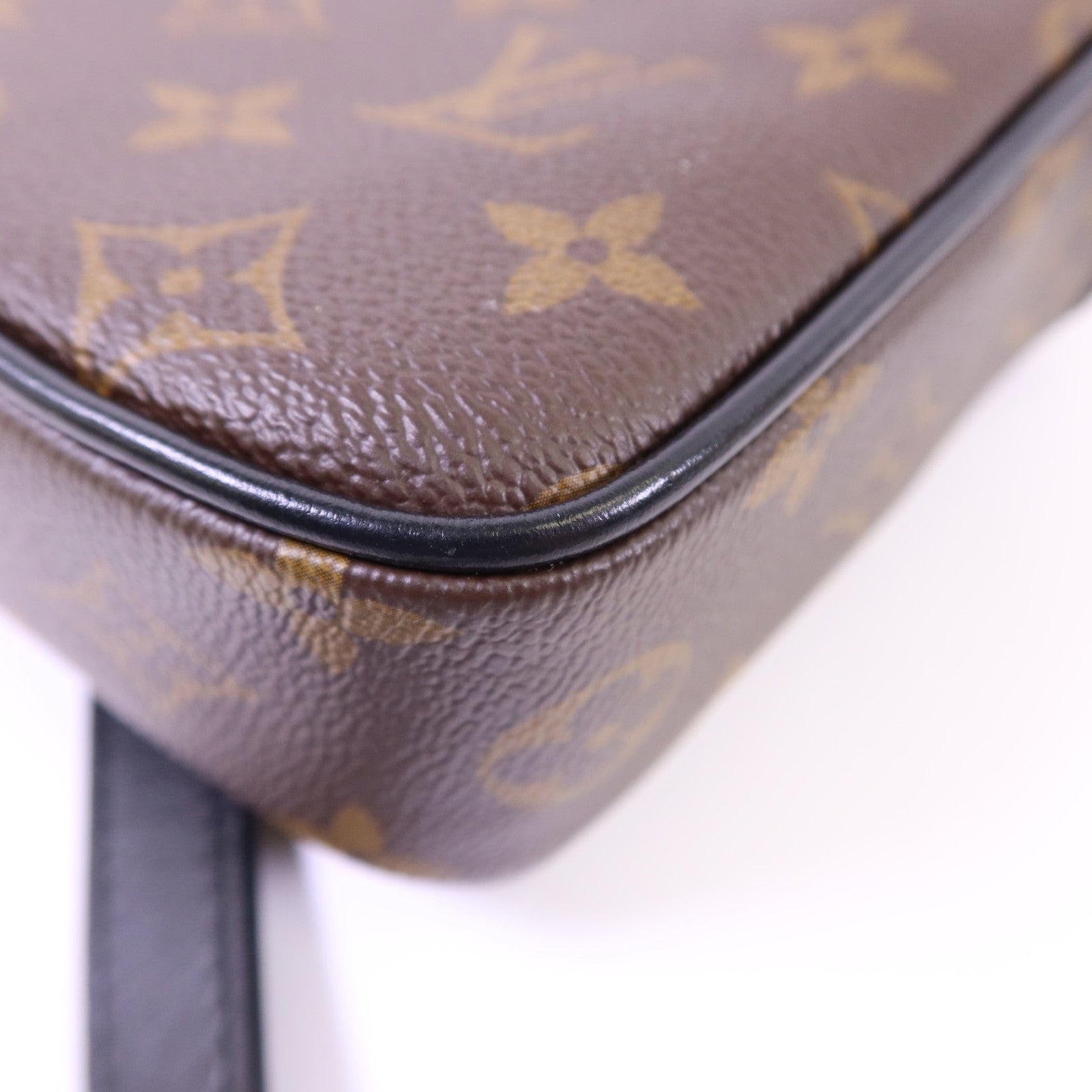 LOUIS VUITTON Monogram Macassar Christopher Wearable Wallet肩背袋