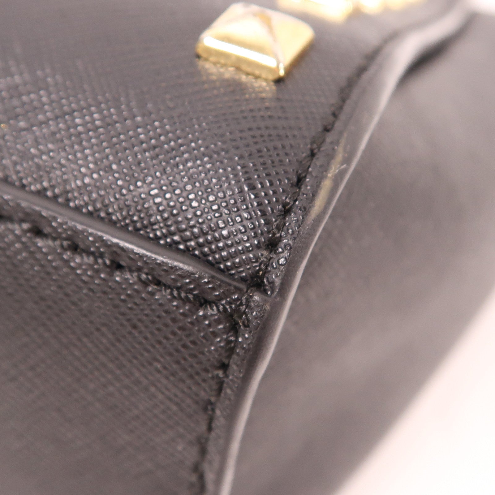 Michael Kors GHW Shoulder Bag Calfskin Leather Black