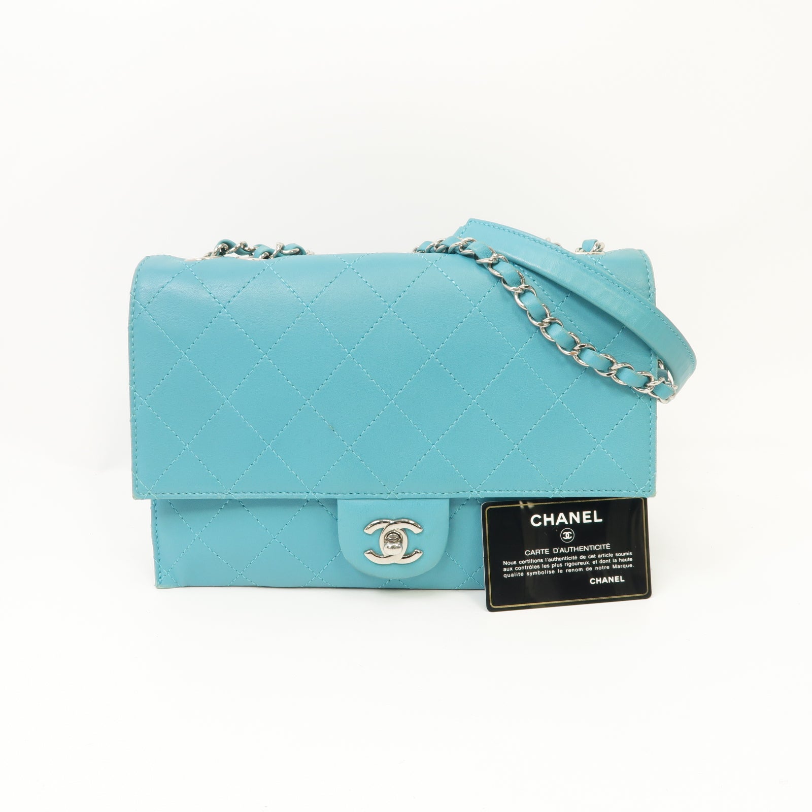 CHANEL 菱格牛皮皮革Chain Shoulder Bag銀扣鏈帶肩背袋淺藍色