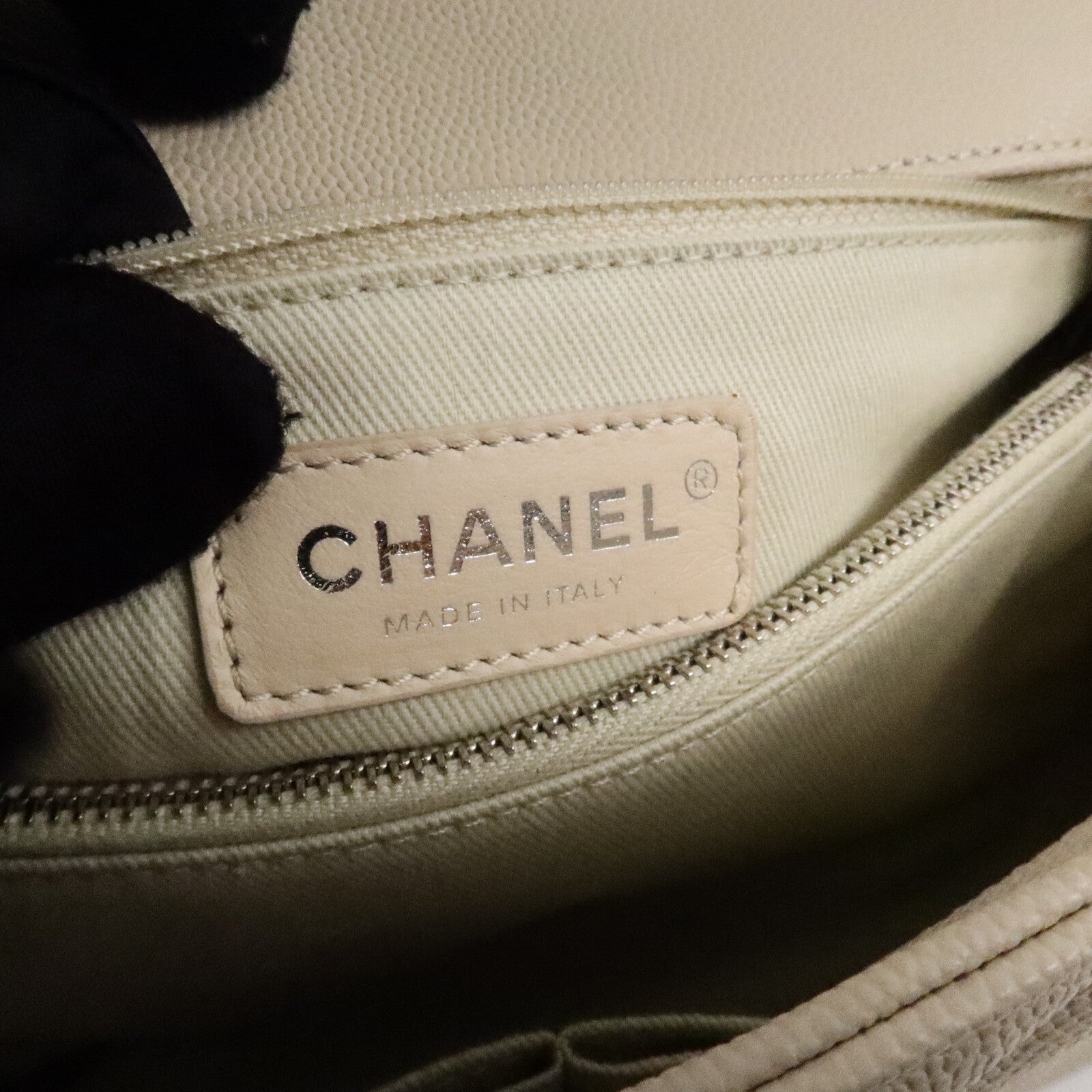 CHANEL 牛皮皮革Coco Handle Medium手挽肩背兩用袋