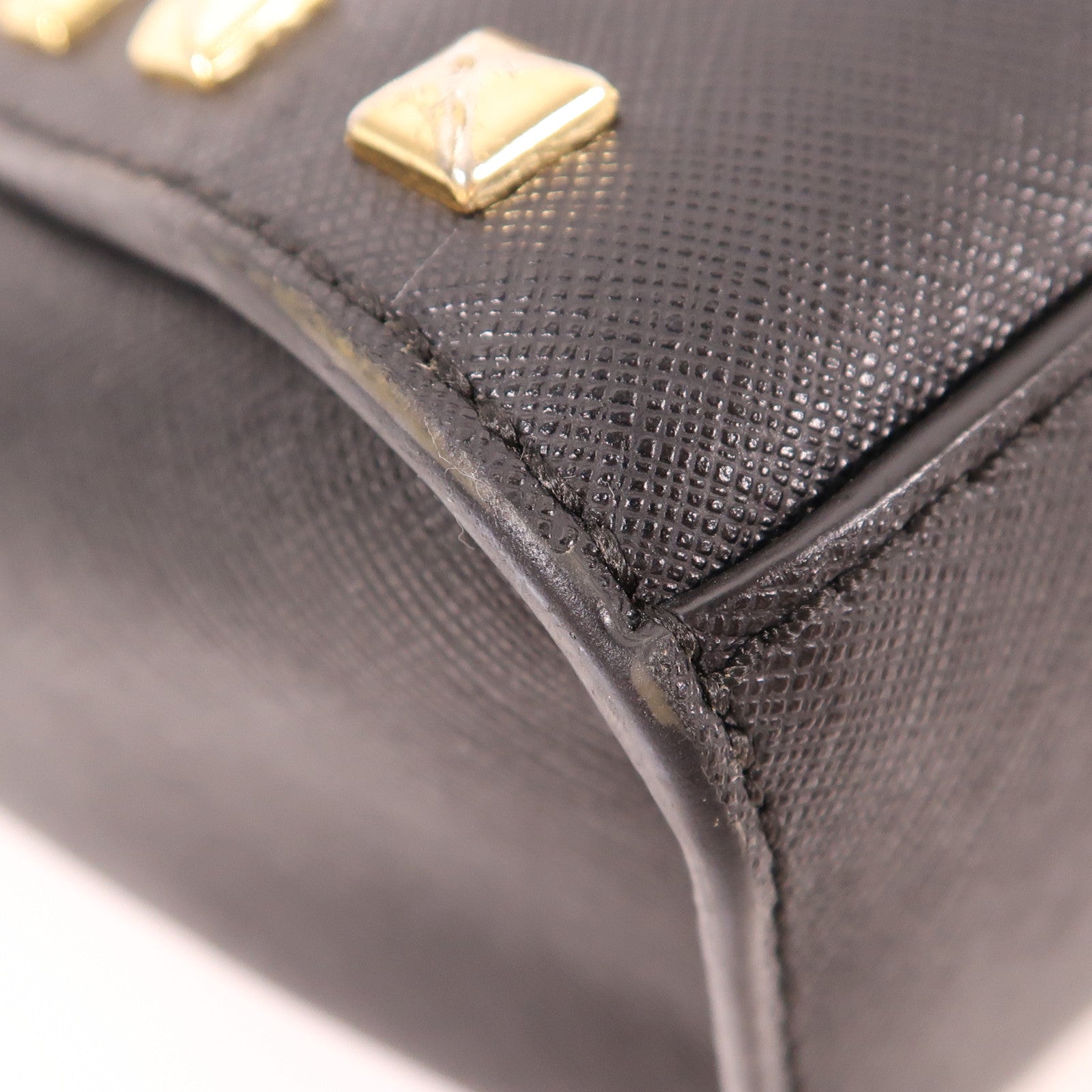 Michael Kors GHW Shoulder Bag Calfskin Leather Black