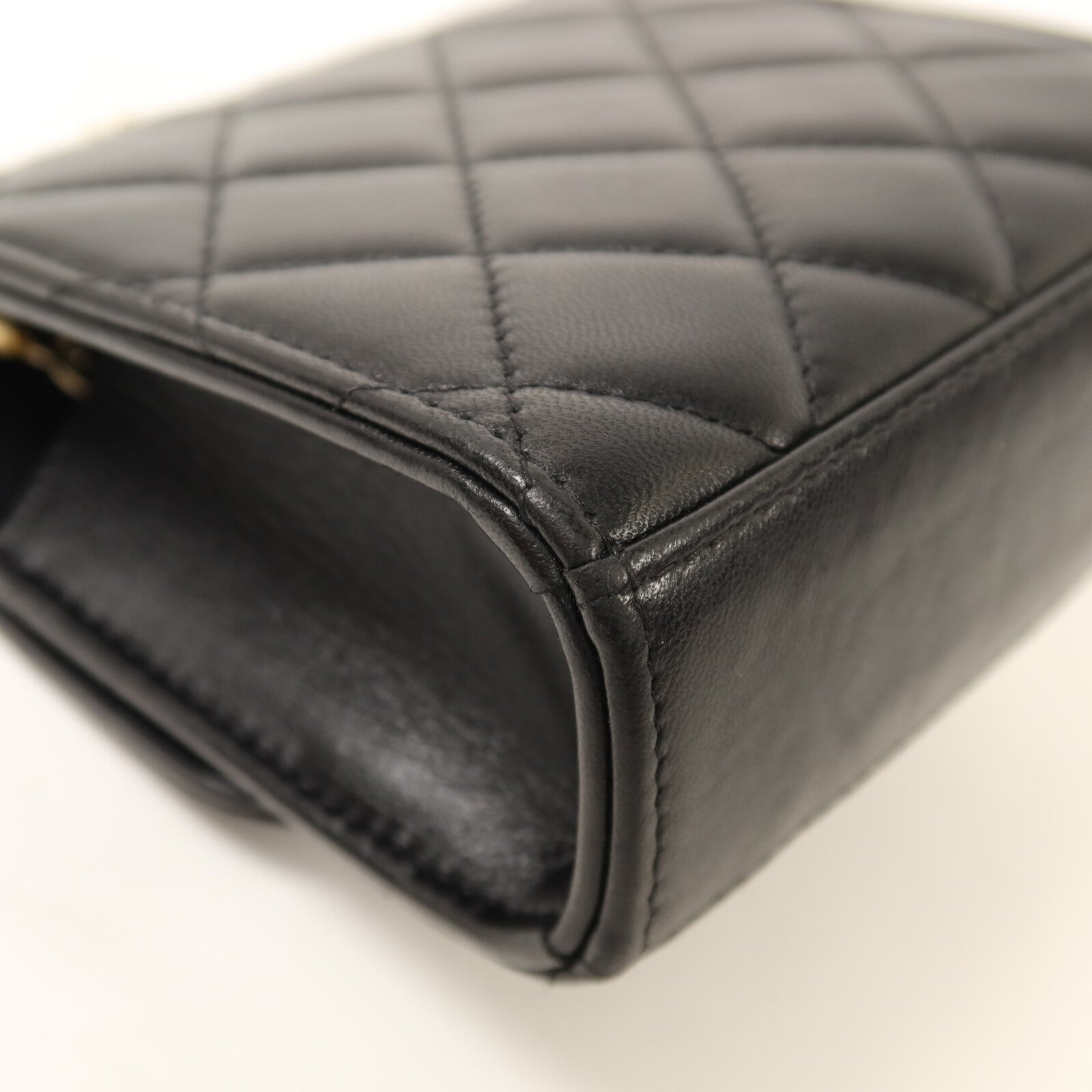 CHANEL 羊皮皮革Trendy CC Mini Flap Bag金扣鏈帶肩背袋