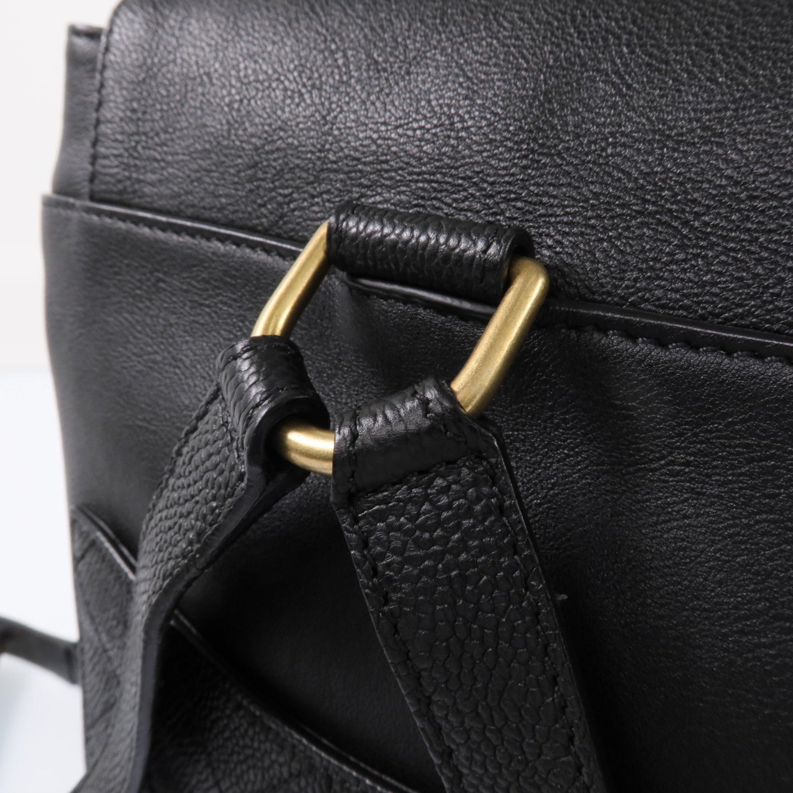 CHANEL 【激減優惠】牛皮皮革Backpack金扣背包