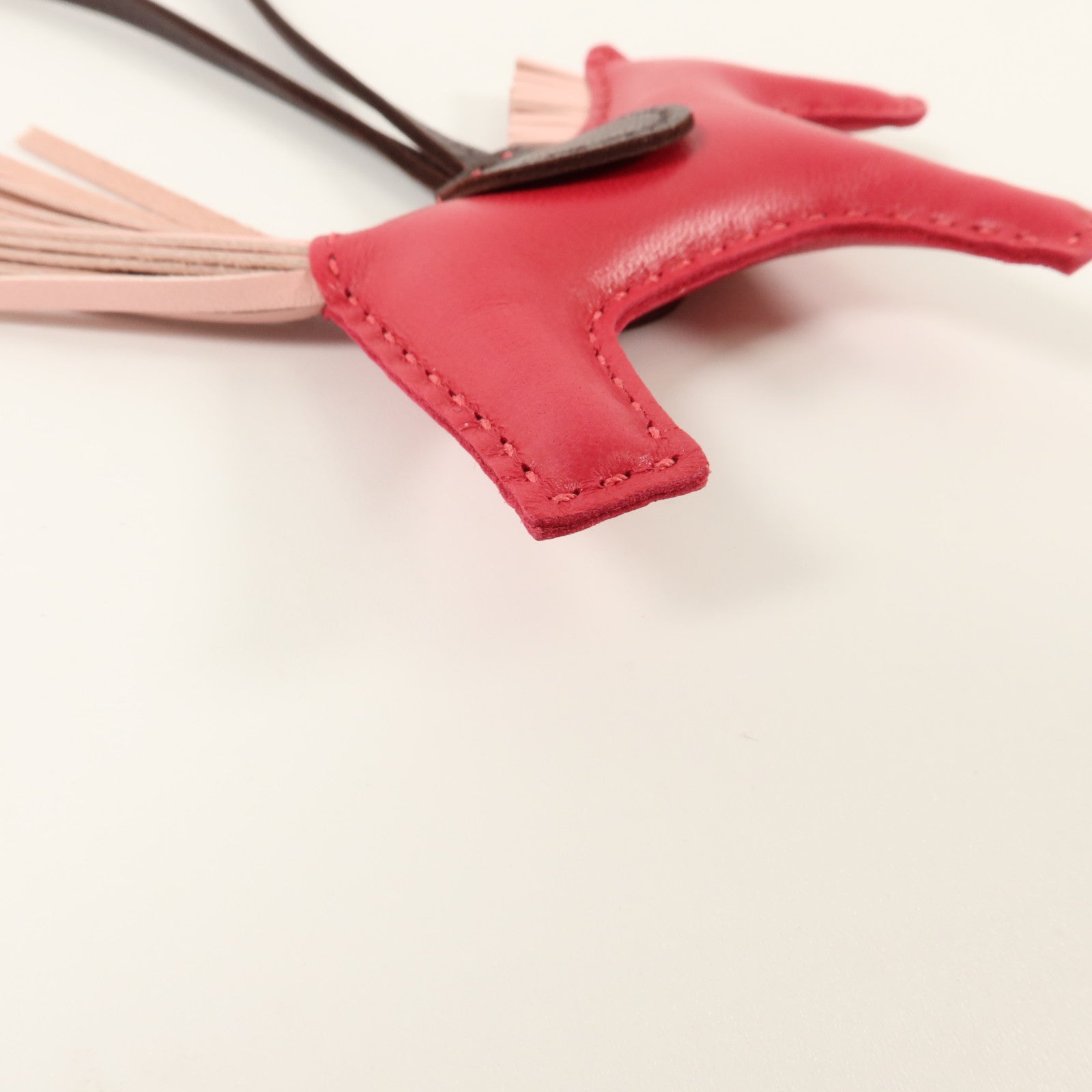 HERMES Milo皮革Rodeo PM掛飾Rose Sakura/Framboise/Rouge Sellier