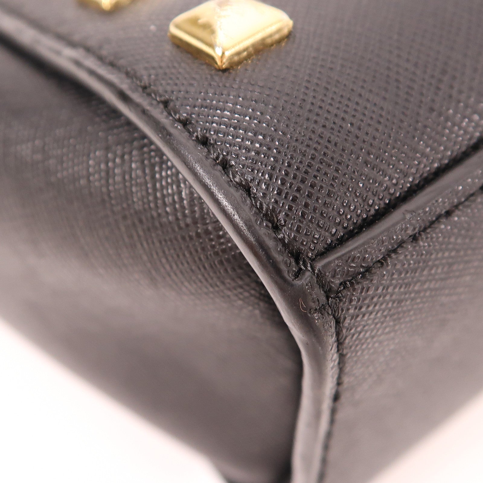 Michael Kors GHW Shoulder Bag Calfskin Leather Black