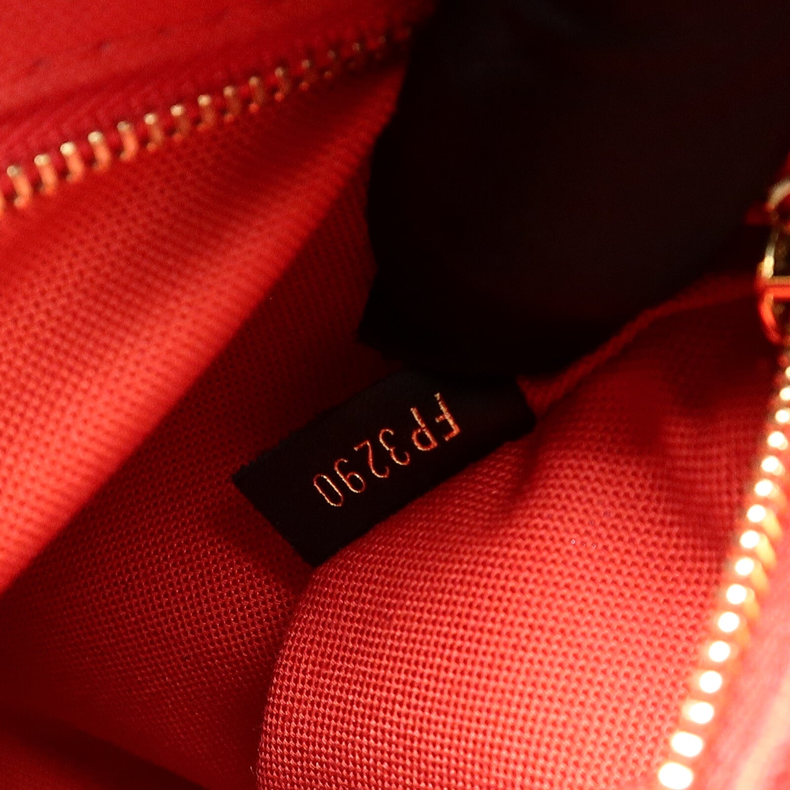 LOUIS VUITTON Monogram Giant On The Go MM手挽袋