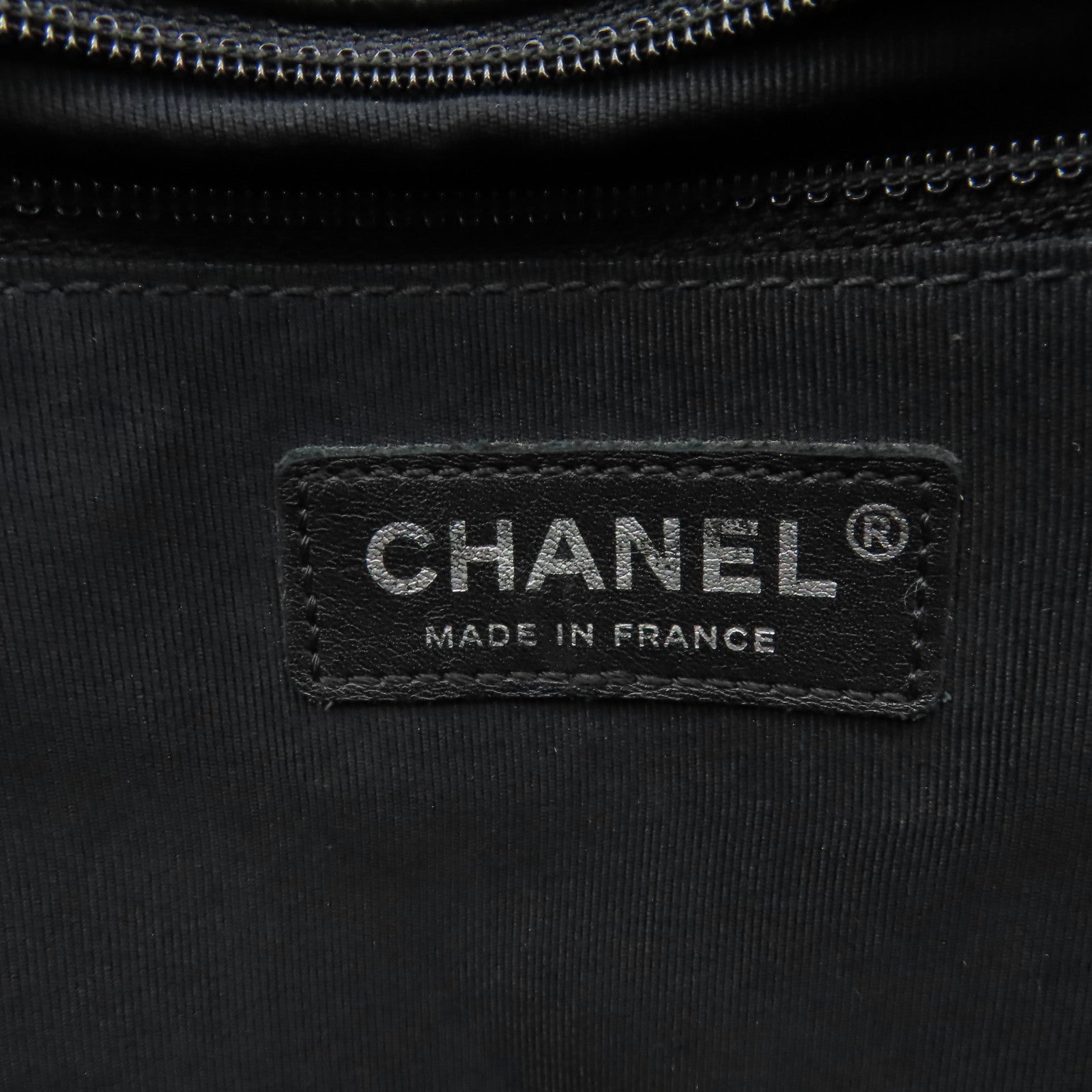 CHANEL 【清倉大減價】菱格Caviar皮革Boy Chanel Chain Shoulder Bag銀扣鏈帶肩背袋黑色