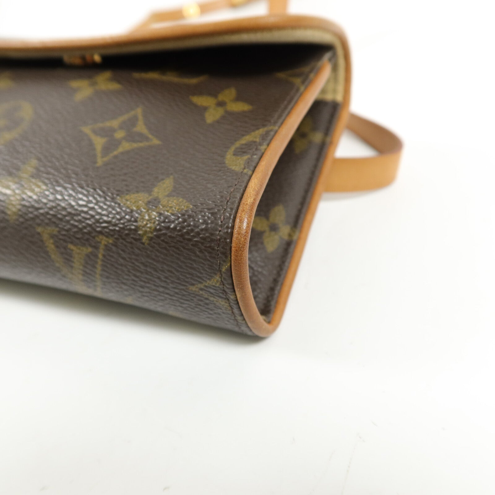 LOUIS VUITTON Monogram Pochette Florentine腰包
