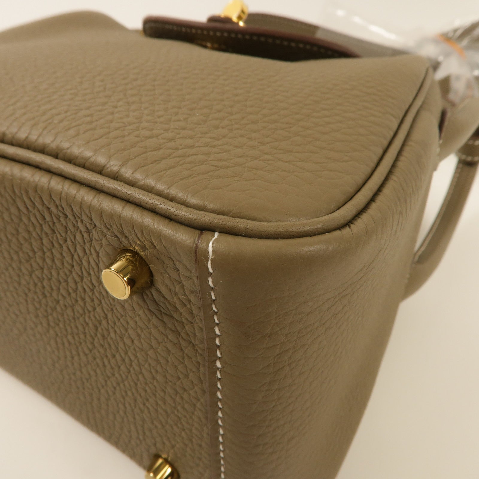 HERMES Clemence皮革Mini Lindy肩背袋Etoupe