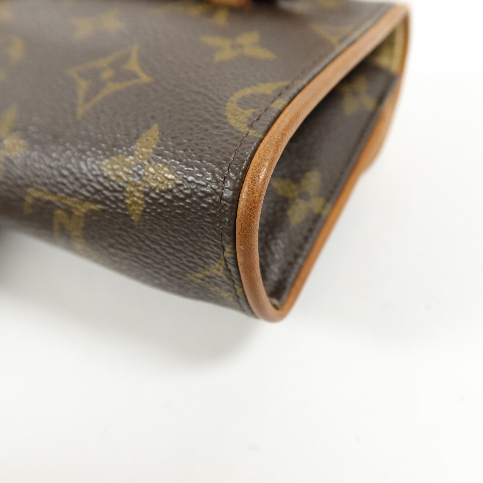 LOUIS VUITTON Monogram Pochette Florentine腰包