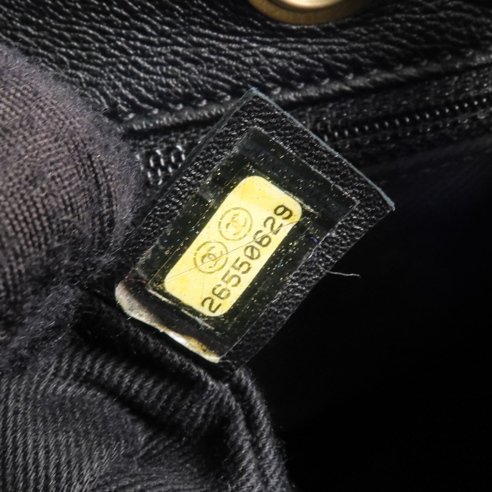CHANEL 【激減優惠】牛皮皮革Backpack金扣背包