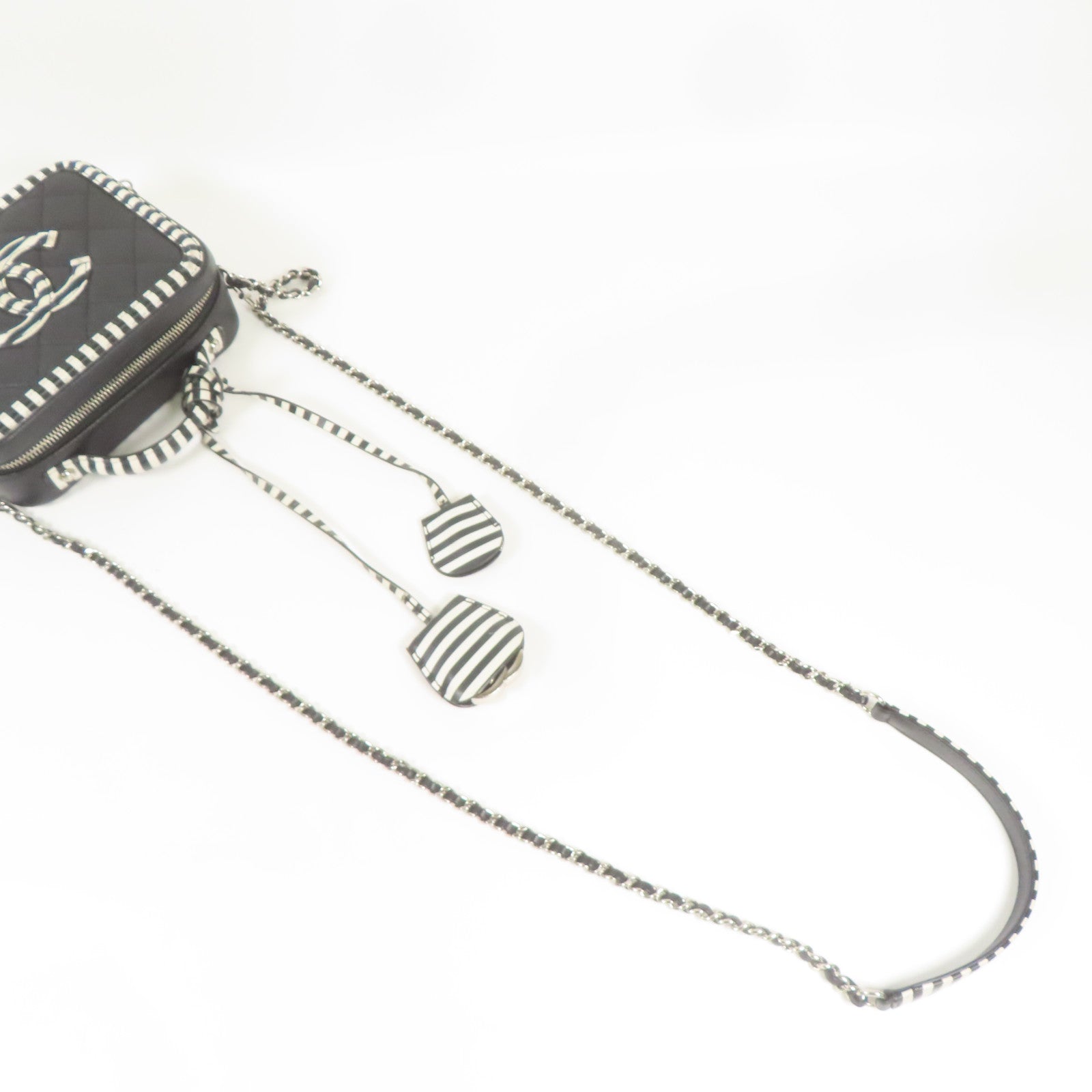 CHANEL 牛皮皮革Vanity Case銀扣鏈帶手挽肩背兩用袋