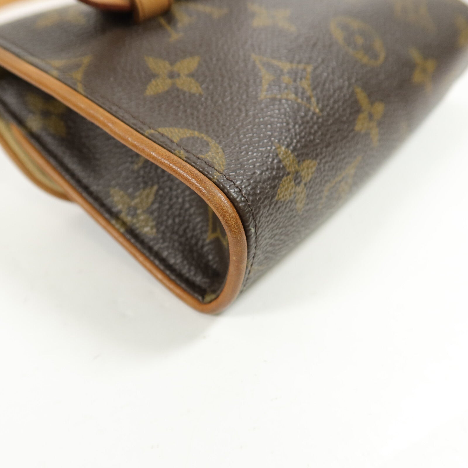 LOUIS VUITTON Monogram Pochette Florentine腰包