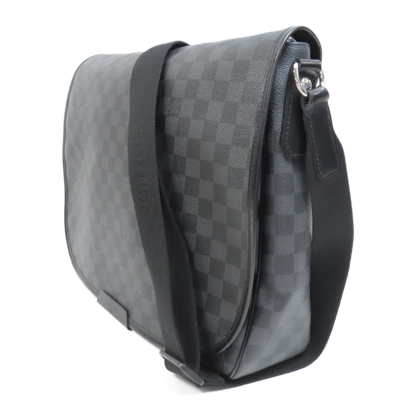 LOUIS VUITTON 【激減優惠】Damier Graphite Daniel MM銀扣肩背袋黑色
