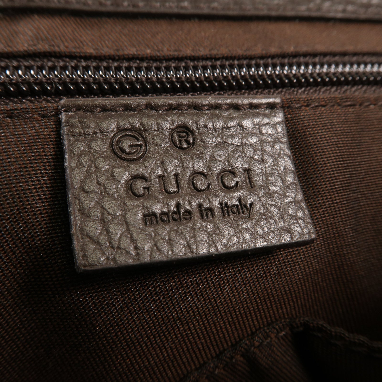 GUCCI 塗層帆布Shoulder Bag銀扣肩背袋