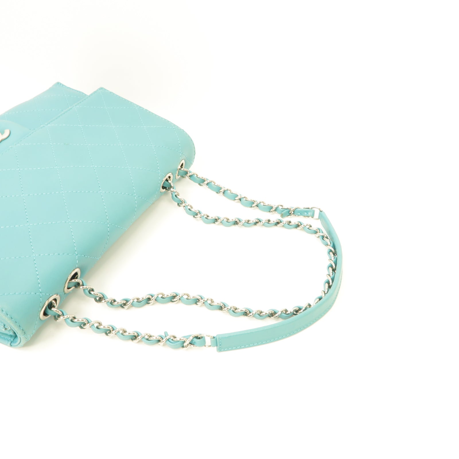 CHANEL 菱格牛皮皮革Chain Shoulder Bag銀扣鏈帶肩背袋淺藍色