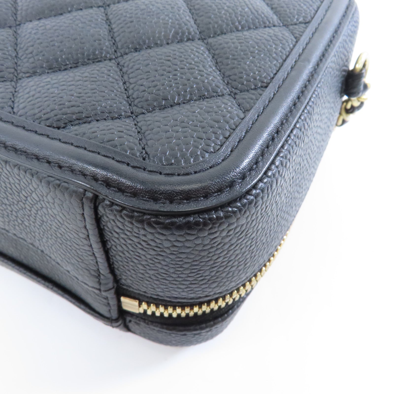 CHANEL 菱格Caviar皮革Vanity Case Small金扣手挽肩背兩用袋黑色