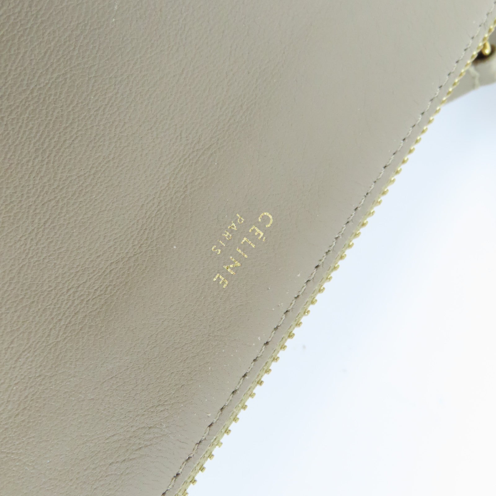 CELINE 【激減優惠】牛皮皮革Shoulder Bag金扣肩背袋米色