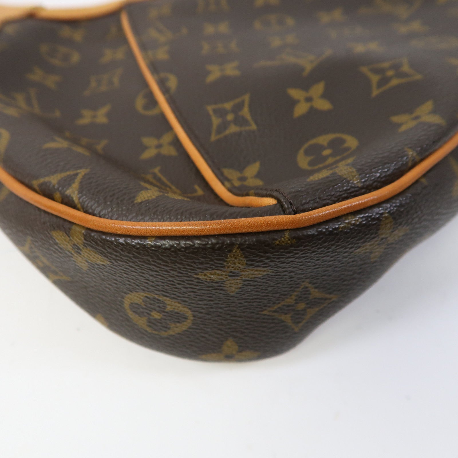 LOUIS VUITTON Monogram Thames GM金扣肩背袋啡色