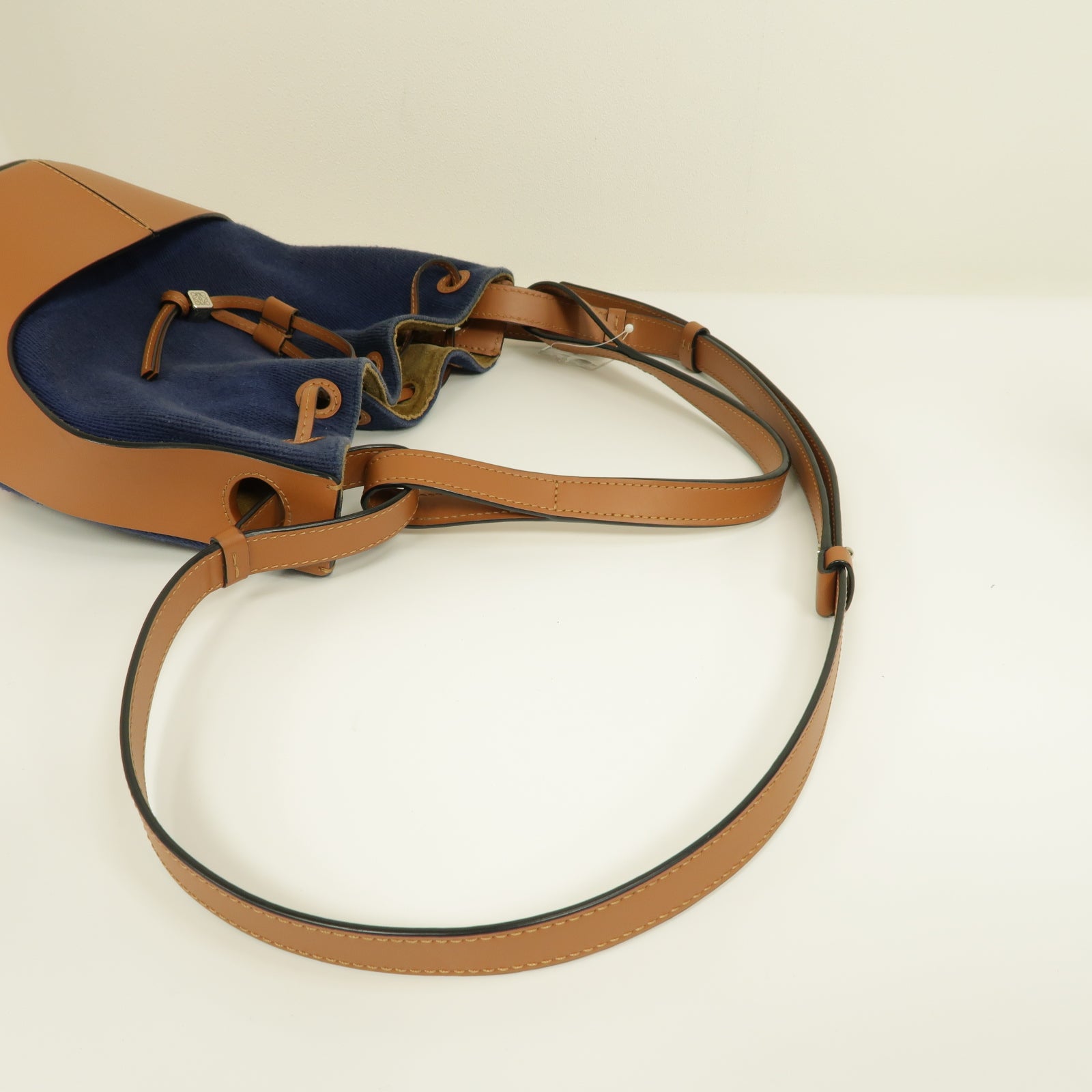 LOEWE 帆布Balloon Bag銀扣手挽肩背兩用袋藍色